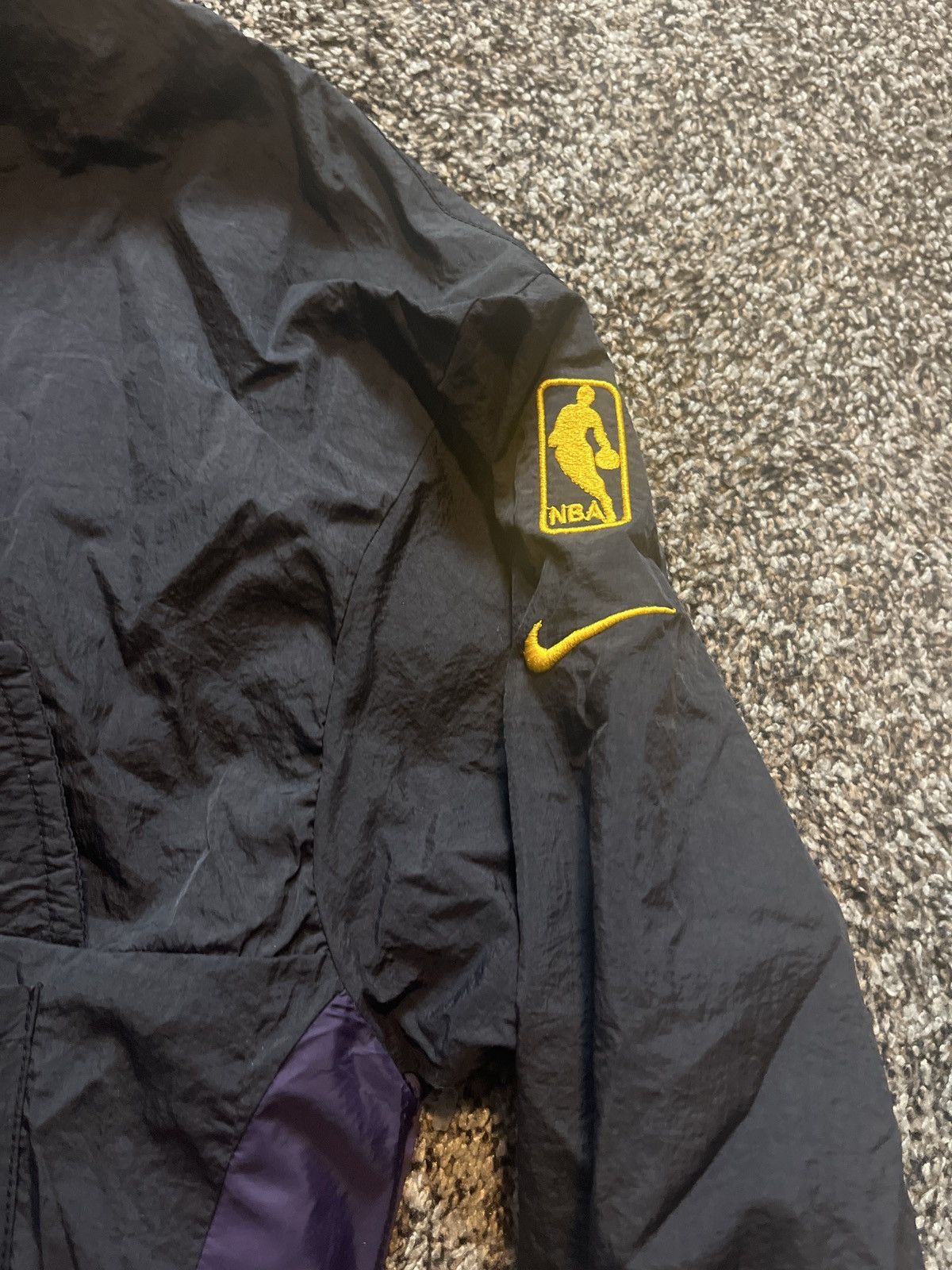 NBA × Nike Nike NBA Lakers Lightweight Pullover Jacket Size US M / EU 48-50 / 2 - 6 Thumbnail