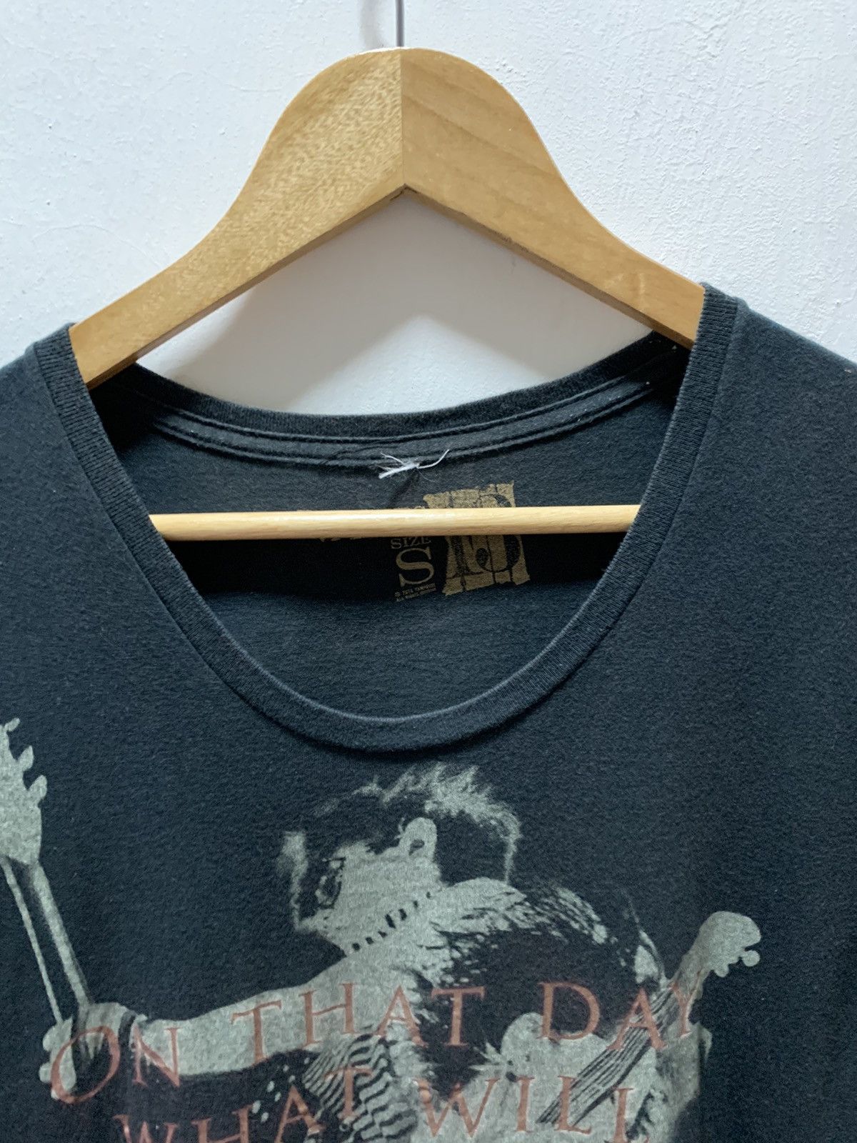 Japanese Brand Vamps Japanese Band Rock Tee Size US S / EU 44-46 / 1 - 4 Thumbnail
