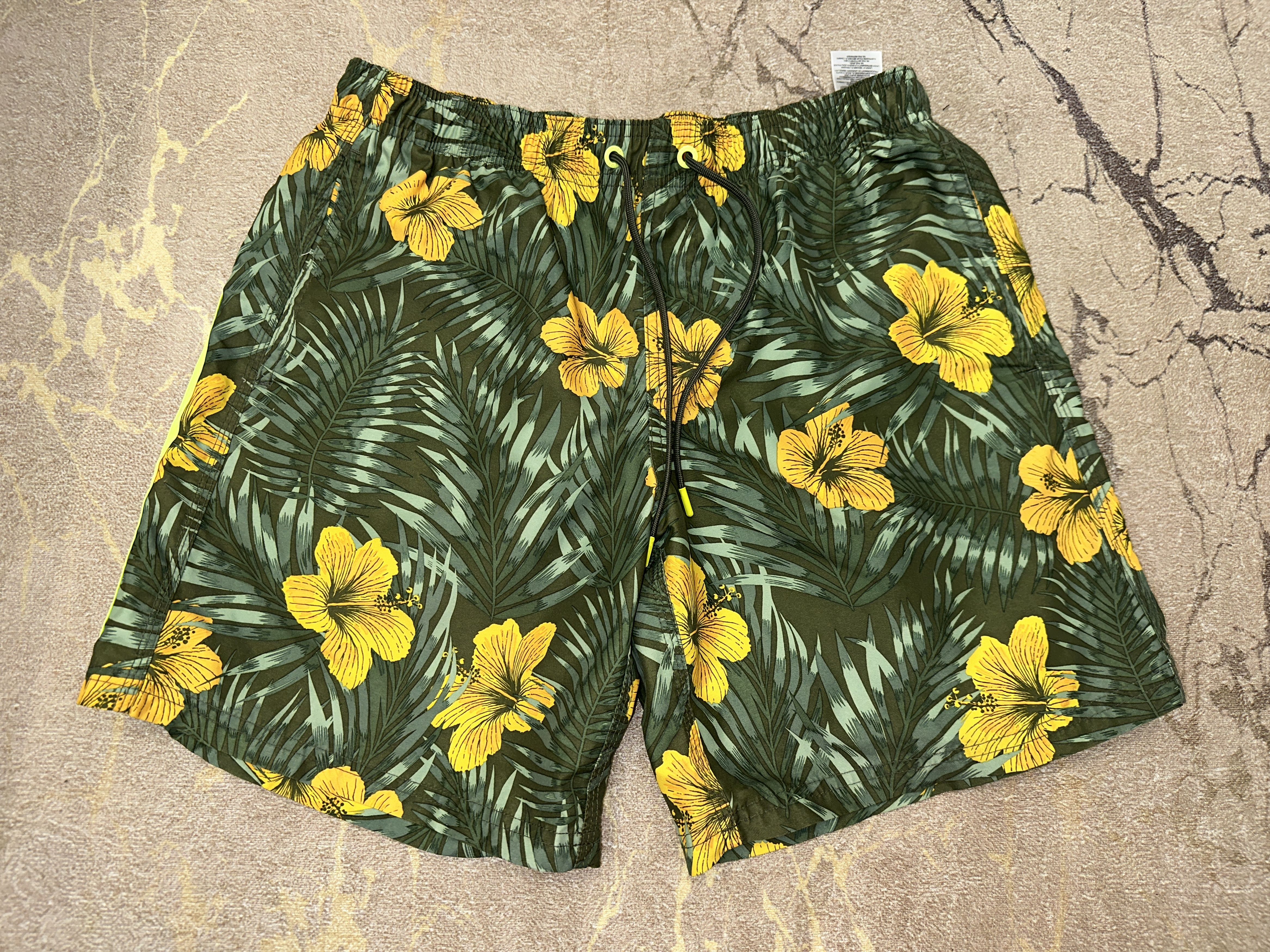 Sundek Sundek M Floral Beach Board Shorts Trunks Bath Suit Size M Size US 32 / EU 48 - 4 Thumbnail