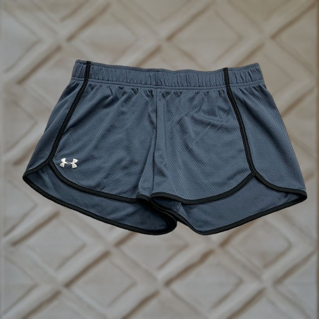Under Armour Under Armour Women Shorts Active Blue 32x3 M Mbps? Size 32" / US 10 / IT 46 - 1 Thumbnail