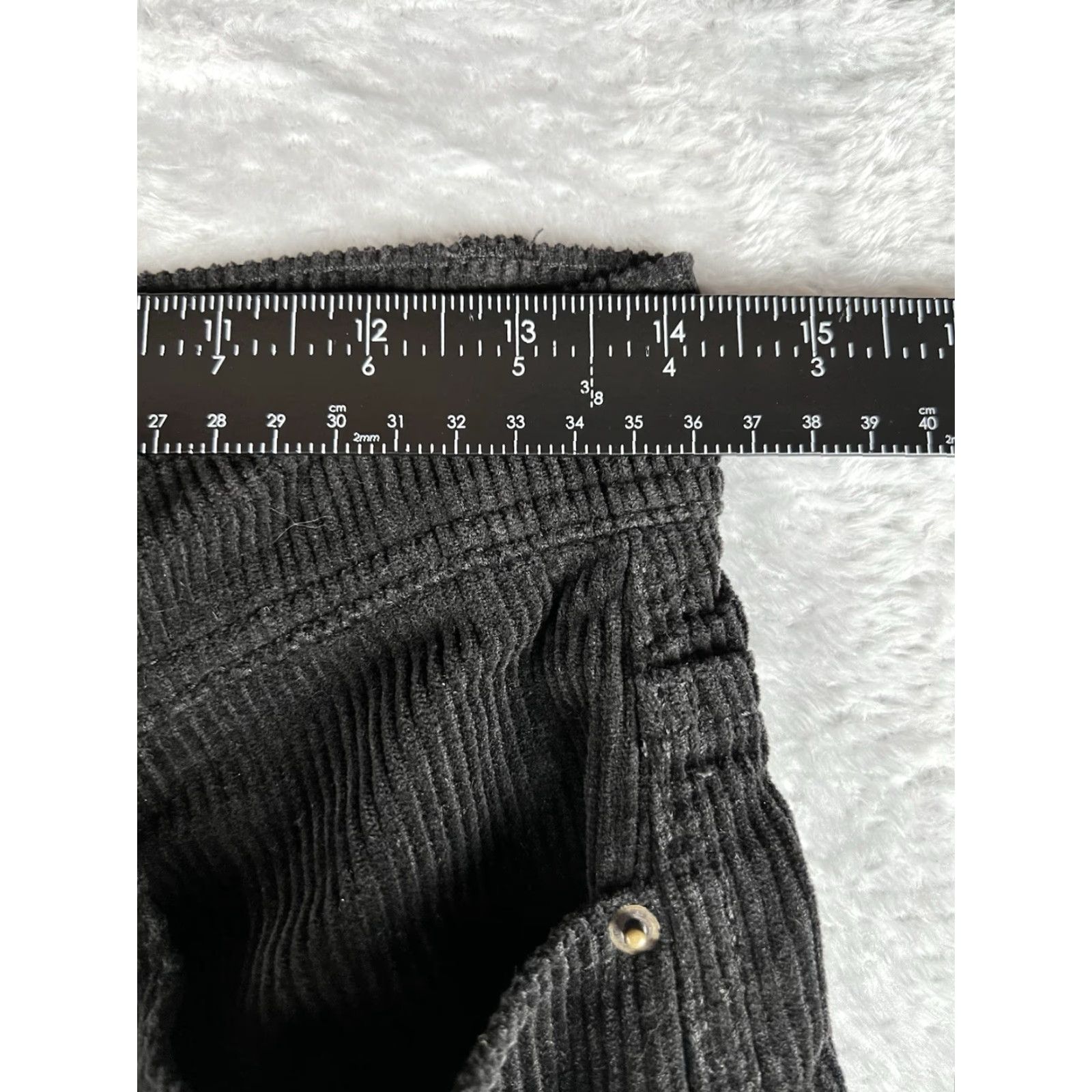 Vintage VINTAGE No Boundaries Womens 28x29.5 Black Corduroy Wide Leg Y2K Baggy Skater Grunge Pants Carpenter Wide-Leg 90s Grunge Womens Size ONE SIZE - 7 Thumbnail