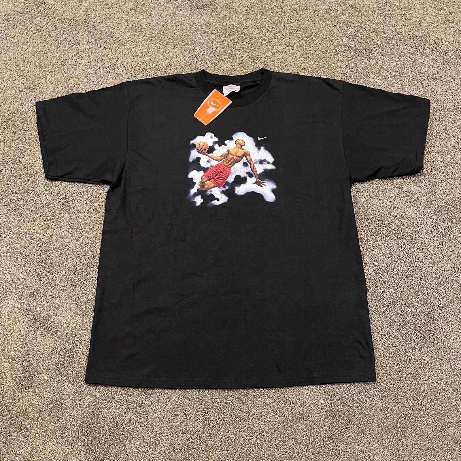 Nike VTG 90s Nike Basketball T Shirt Dunking Clouds Black LARGE Size US L / EU 52-54 / 3 - 2 Thumbnail
