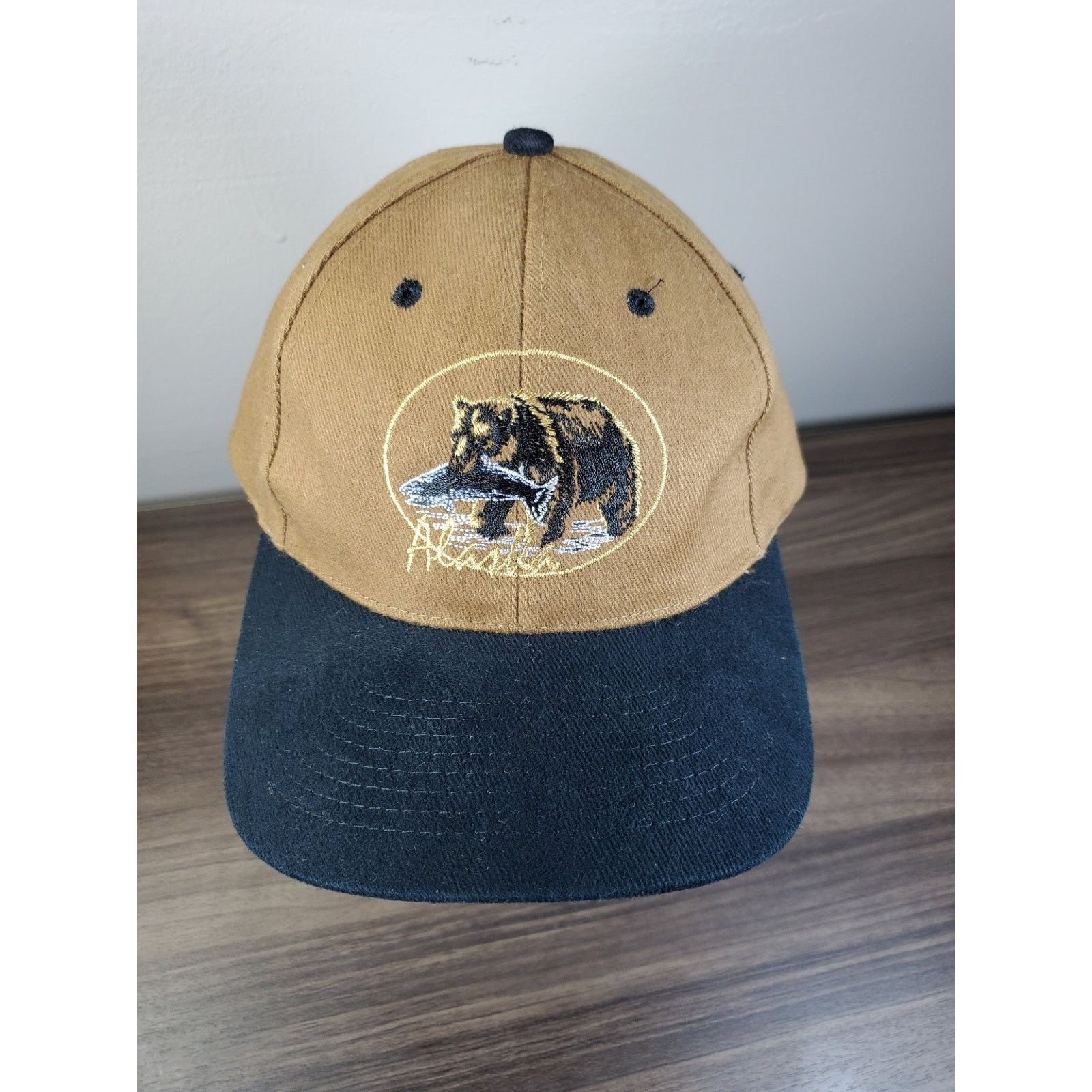 Vintage ALASKA Hat Headliners Strap Cap Brown Grizzly Bear w/ Fish Size ONE SIZE - 1 Thumbnail