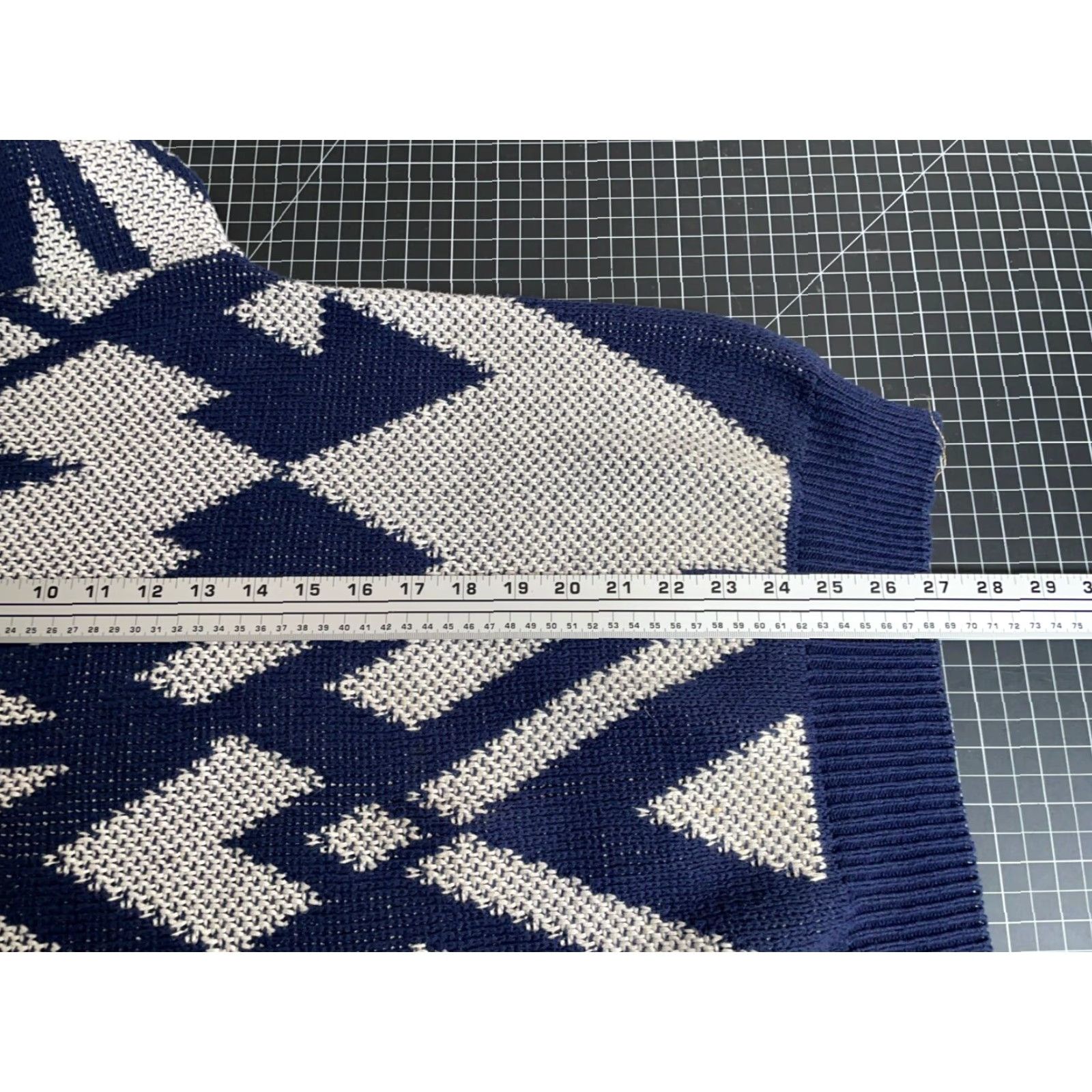 Jantzen VINTAGE Jantzen Geometric Chunky Knit Sweater Adult XL Ivory Dark Blue Cotton Mens Size US XL / EU 56 / 4 - 7 Thumbnail