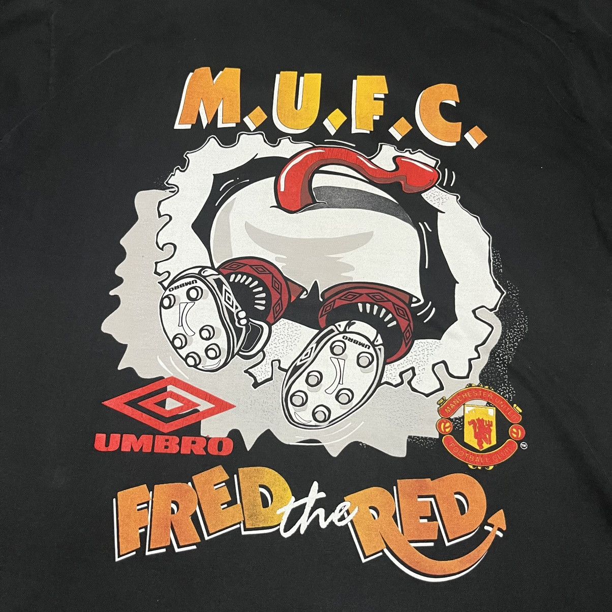 Umbro Vintage 90s Manchester United “Fred The Red Devil” T-shirt Size US M / EU 48-50 / 2 - 12 Thumbnail