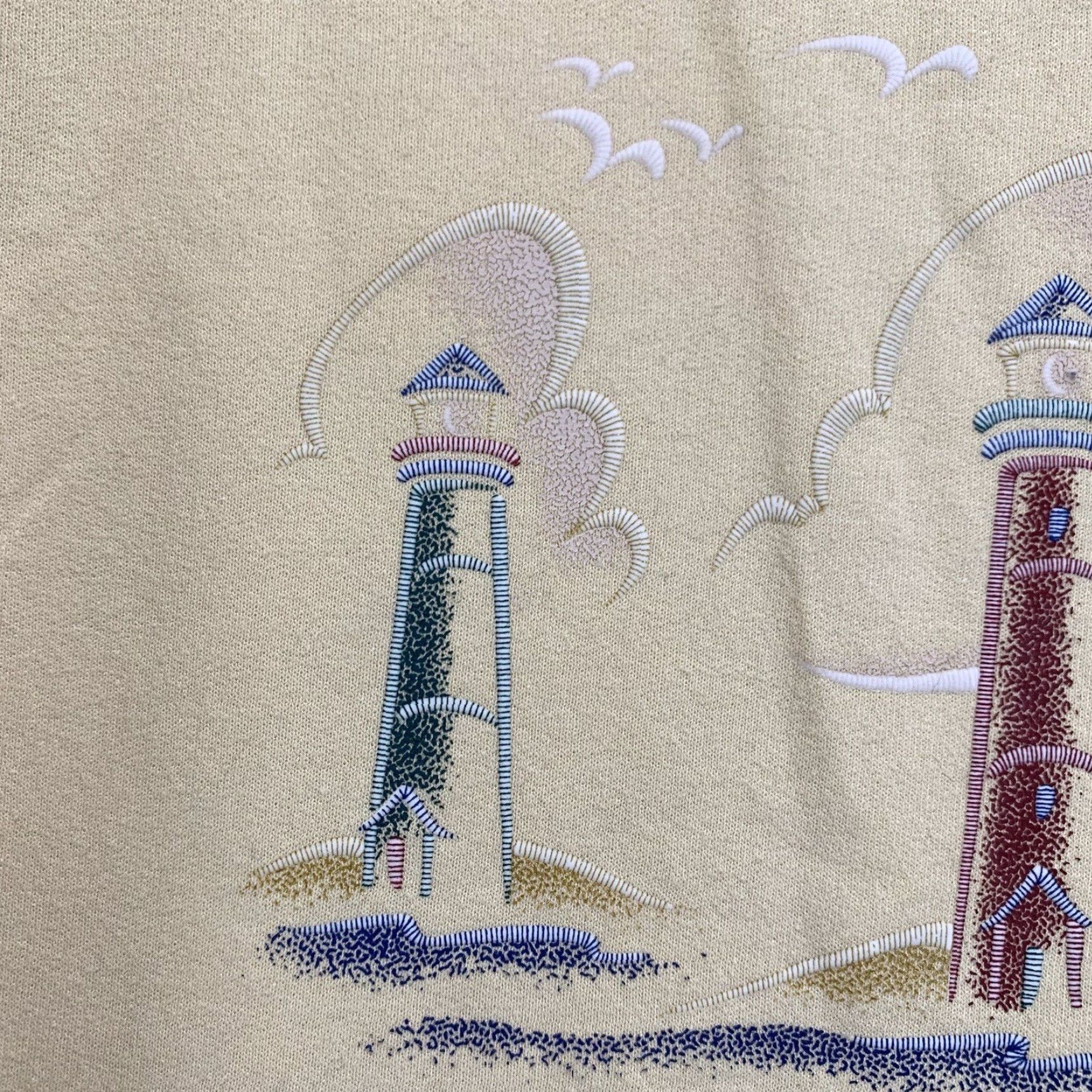 Gildan Vintgae Lighthouses Sweatshirt Mens Size XL BOXY Embroidered South Padre Island Size US L / EU 52-54 / 3 - 4 Thumbnail
