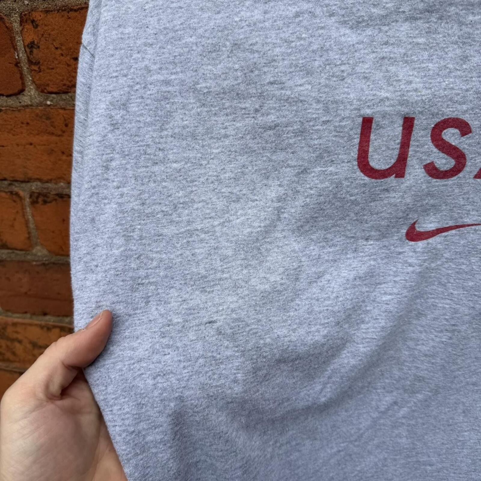 Nike vintage Nike USA Center swoosh t shirt 00s L Size US L / EU 52-54 / 3 - 5 Thumbnail