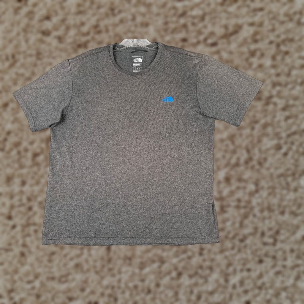 The North Face The North Face Shirt Men Medium Gray Short Sleeve Crew Neck 100% Polyester Size US M / EU 48-50 / 2 - 1 Thumbnail