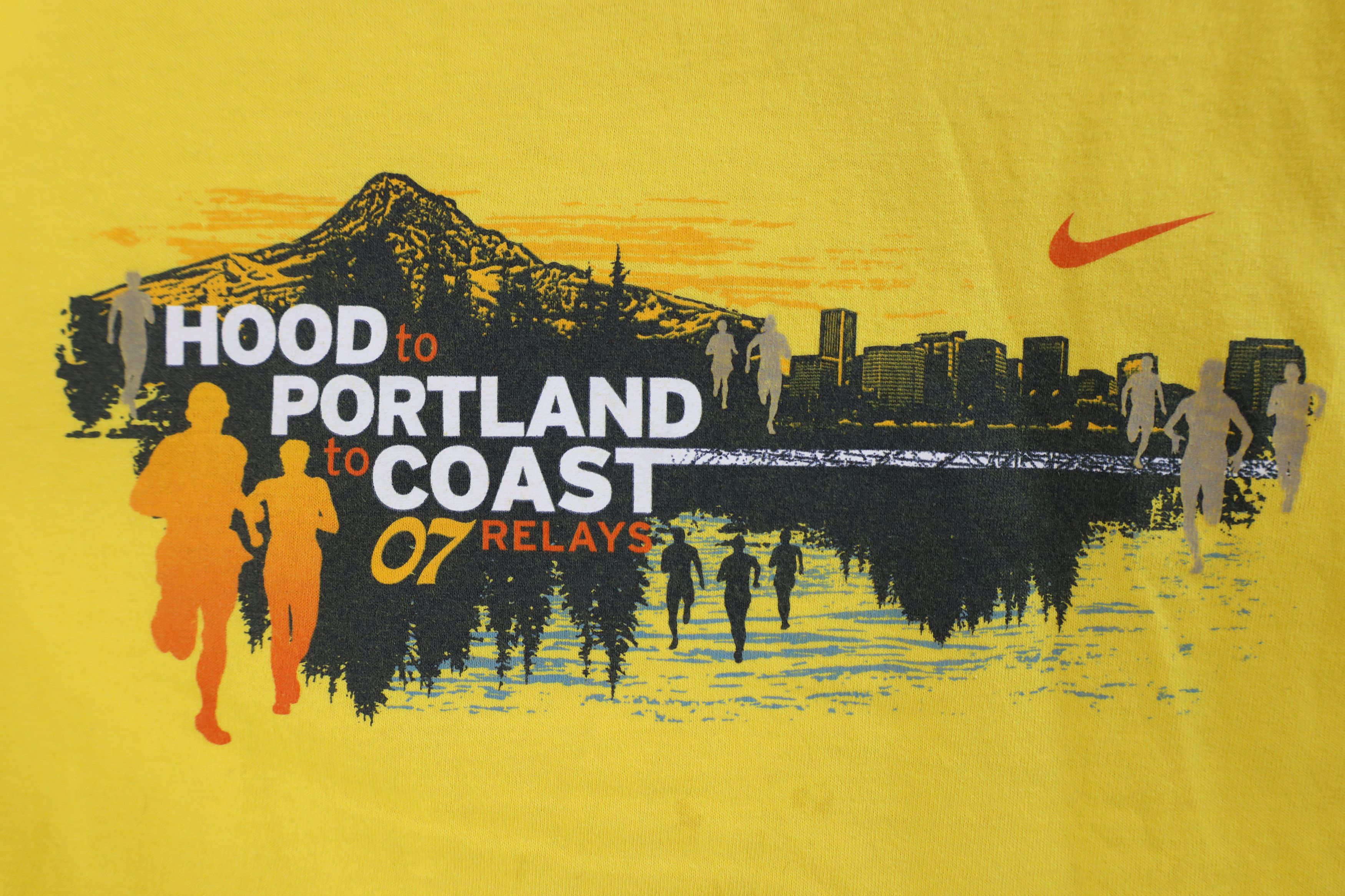 Nike Vintage Y2K Nike Portland to Coast Relays Mini T-Shirt Size US L / EU 52-54 / 3 - 4 Thumbnail