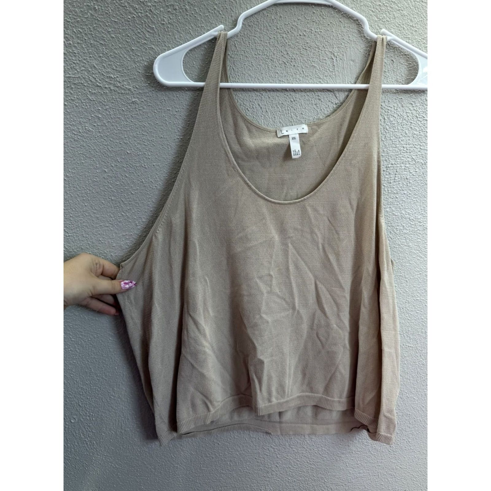 Vintage Leith Womens Tank Top Size XXL Tan Sleeveless Deep Cut Neck Thin Shirt Adult X Large Brown Sleeveless Strap Knit Casual Party/Cocktail Travel Womens Size XXL / US 16-18 / IT 52-54 - 2 Thumbnail
