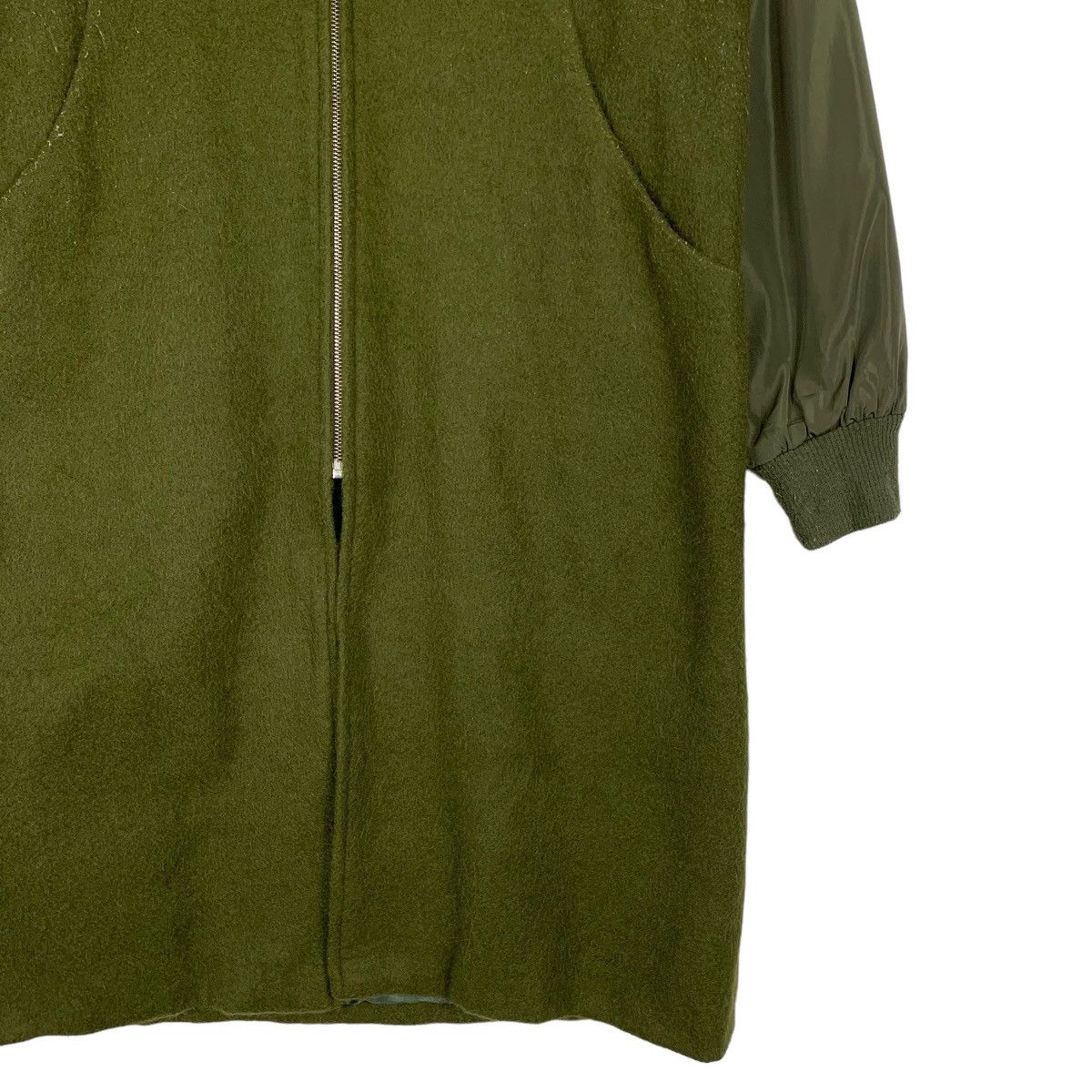 Japanese Brand LOAF Japan Long Bomber Jacket in Green #1158-C53 Size US S / EU 44-46 / 1 - 4 Thumbnail