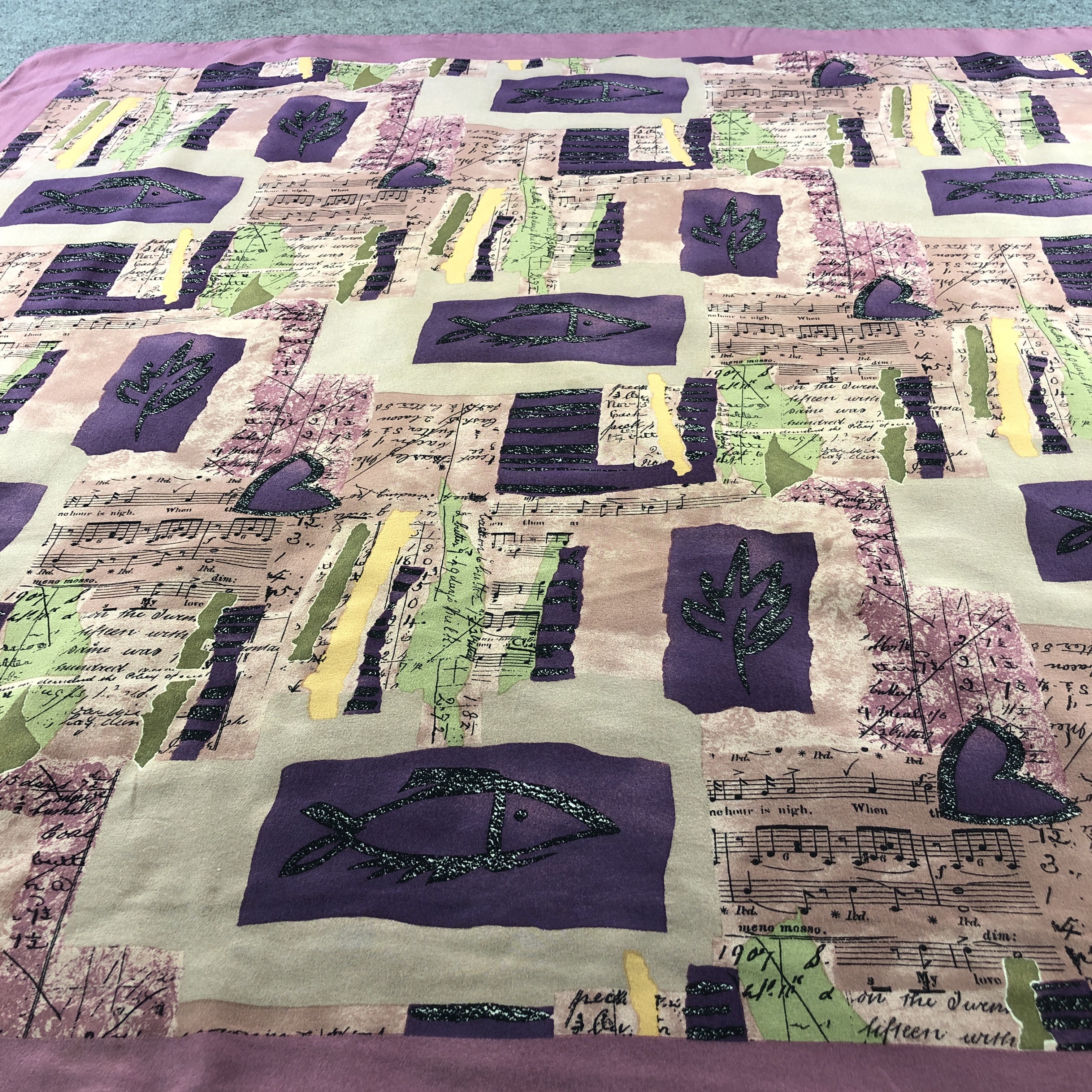 Vintage Luxury Abstract Design Silk Scarf M1077 Size ONE SIZE - 4 Thumbnail