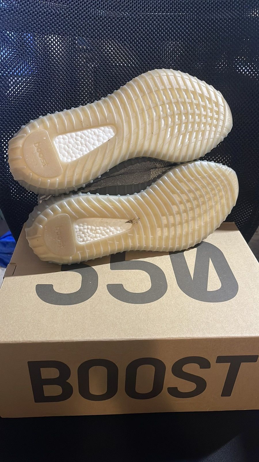 Adidas Yeezy Boost 350 V2 Israfi 12.5 Size US 12.5 / EU 45-46 - 5 Thumbnail