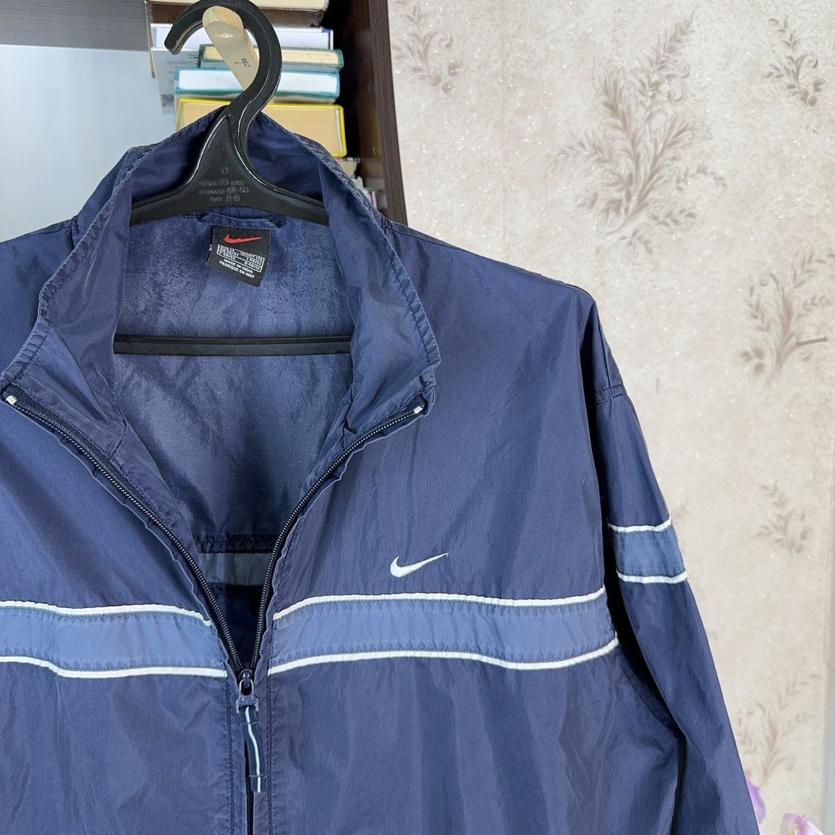 Nike × Vintage Vintage Nike Track Jacket 90s Blue Swoosh Zip Up Nylon Sz M Size US M / EU 48-50 / 2 - 9 Thumbnail