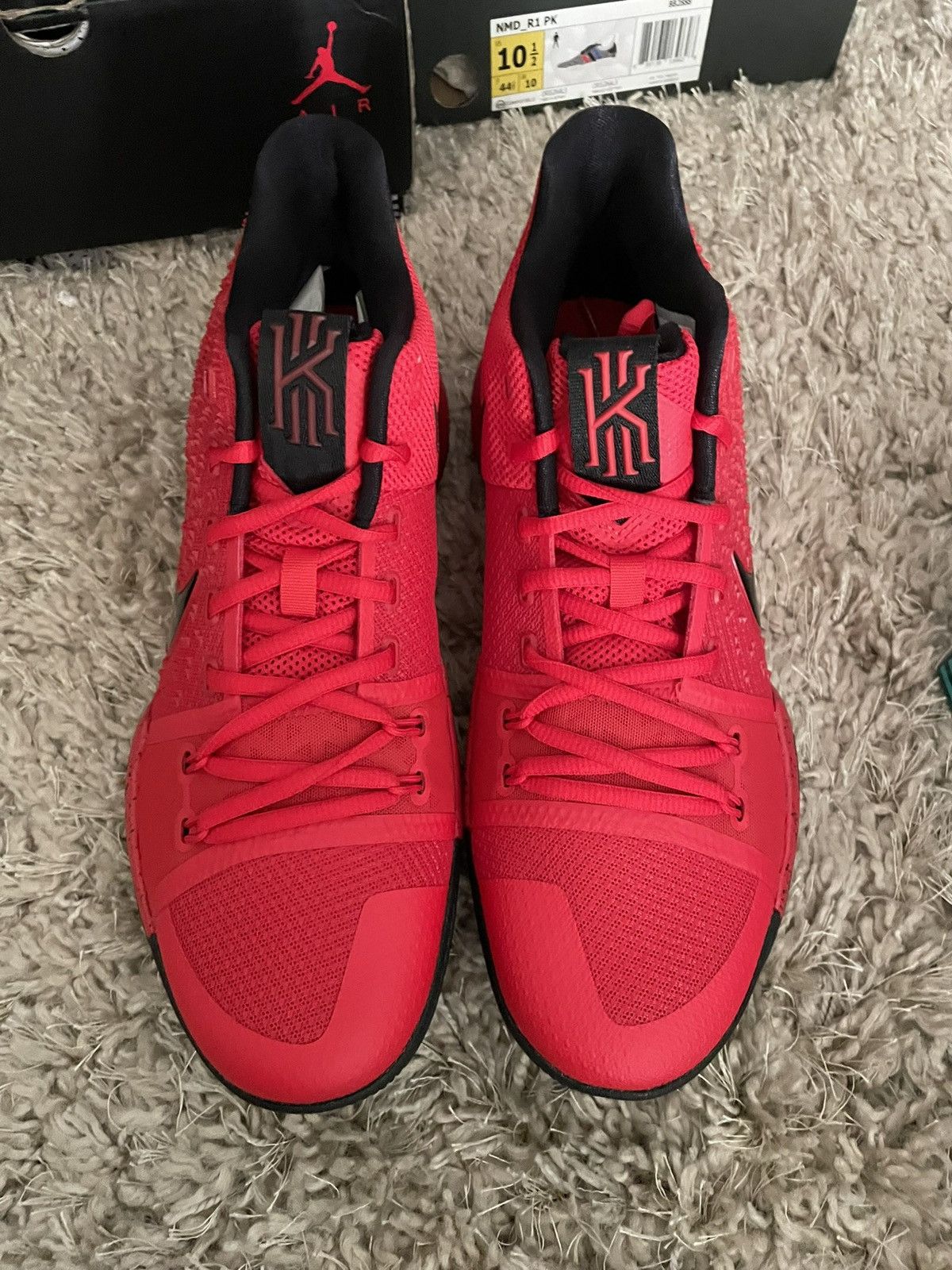 Nike Nike Kyrie 3 Candy Apple sz 10 Size US 10 / EU 43 - 5 Thumbnail