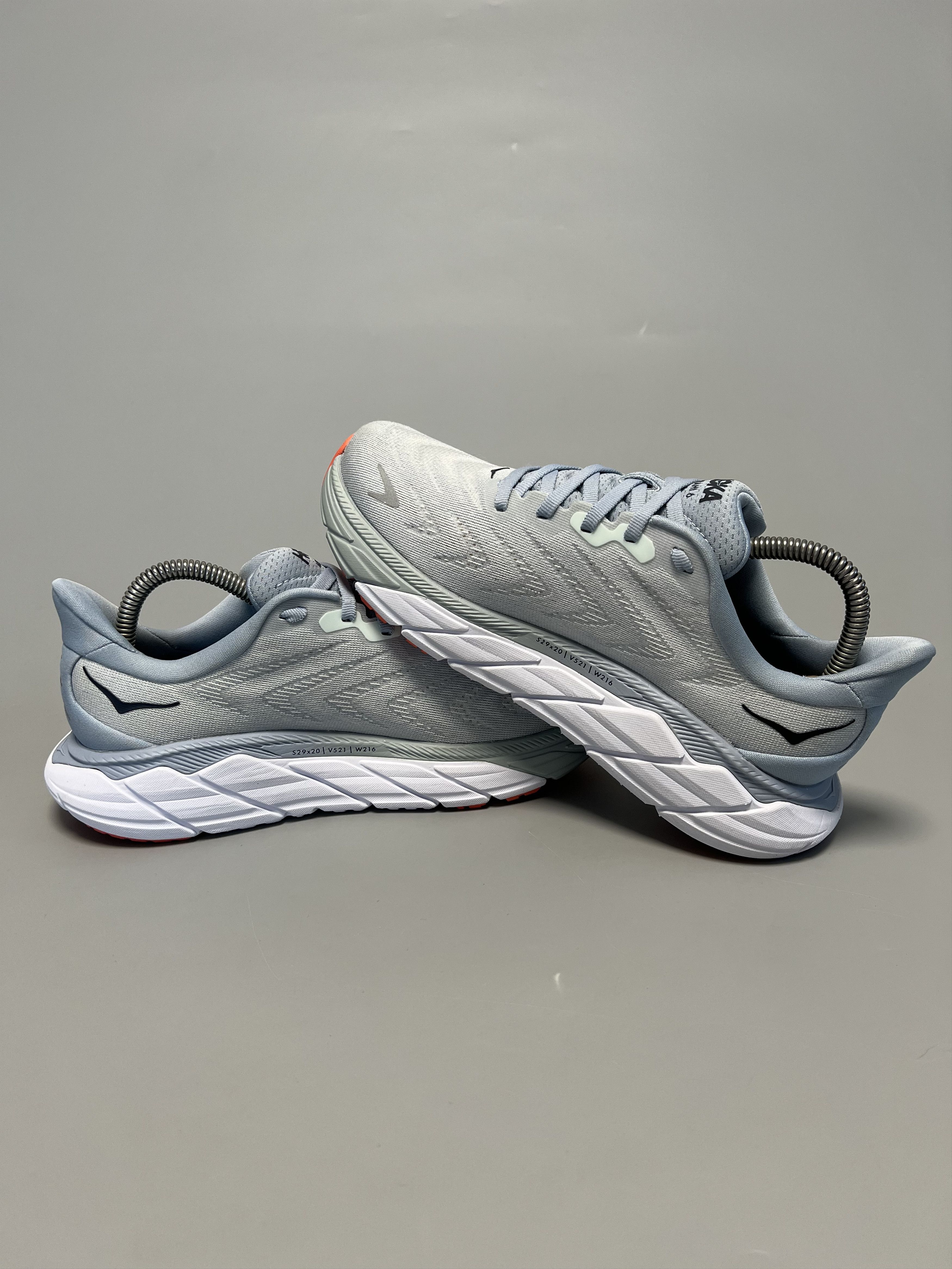 Hoka 6.5D Hoka One One Arahi 6 Wide Running Shoes Walking Gym Size US 6.5 / IT 36.5 - 5 Thumbnail