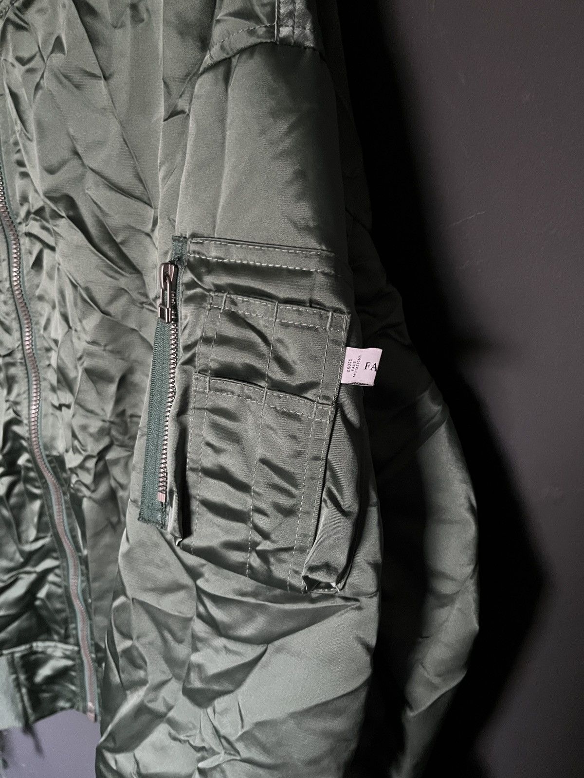 Facetasm Facetasm Wrinkly MA1 Bomber Size 3 Size US L / EU 52-54 / 3 - 8 Thumbnail