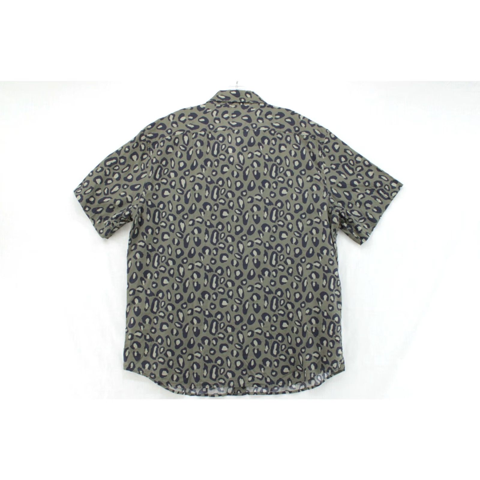 Banana Republic VINTAGE Banana Republic Shirt Men’s XL Green Leopard Print Button-Up Slim Fit Retro Size US XL / EU 56 / 4 - 6 Thumbnail