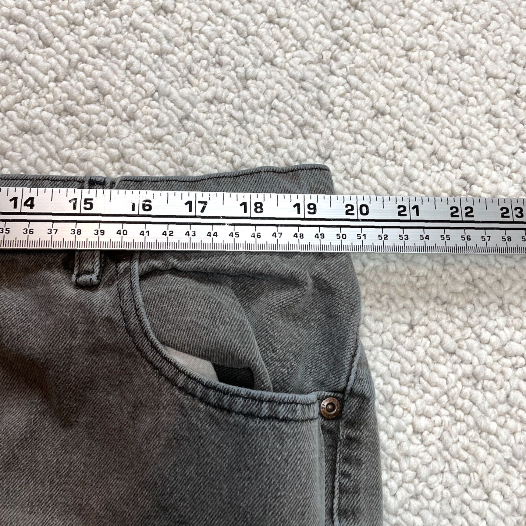 Vintage St John's Bay Jeans Womens 22 W Gray Denim Straight Relaxed High Rise 39x30 Pant Size 40" / US 18 - 6 Thumbnail