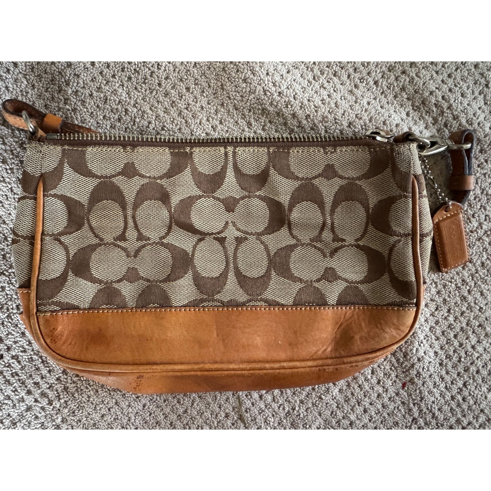 Coach Coach 100% Leather Hampton Demi Logo Handbag ~ Darling Size ONE SIZE - 3 Thumbnail