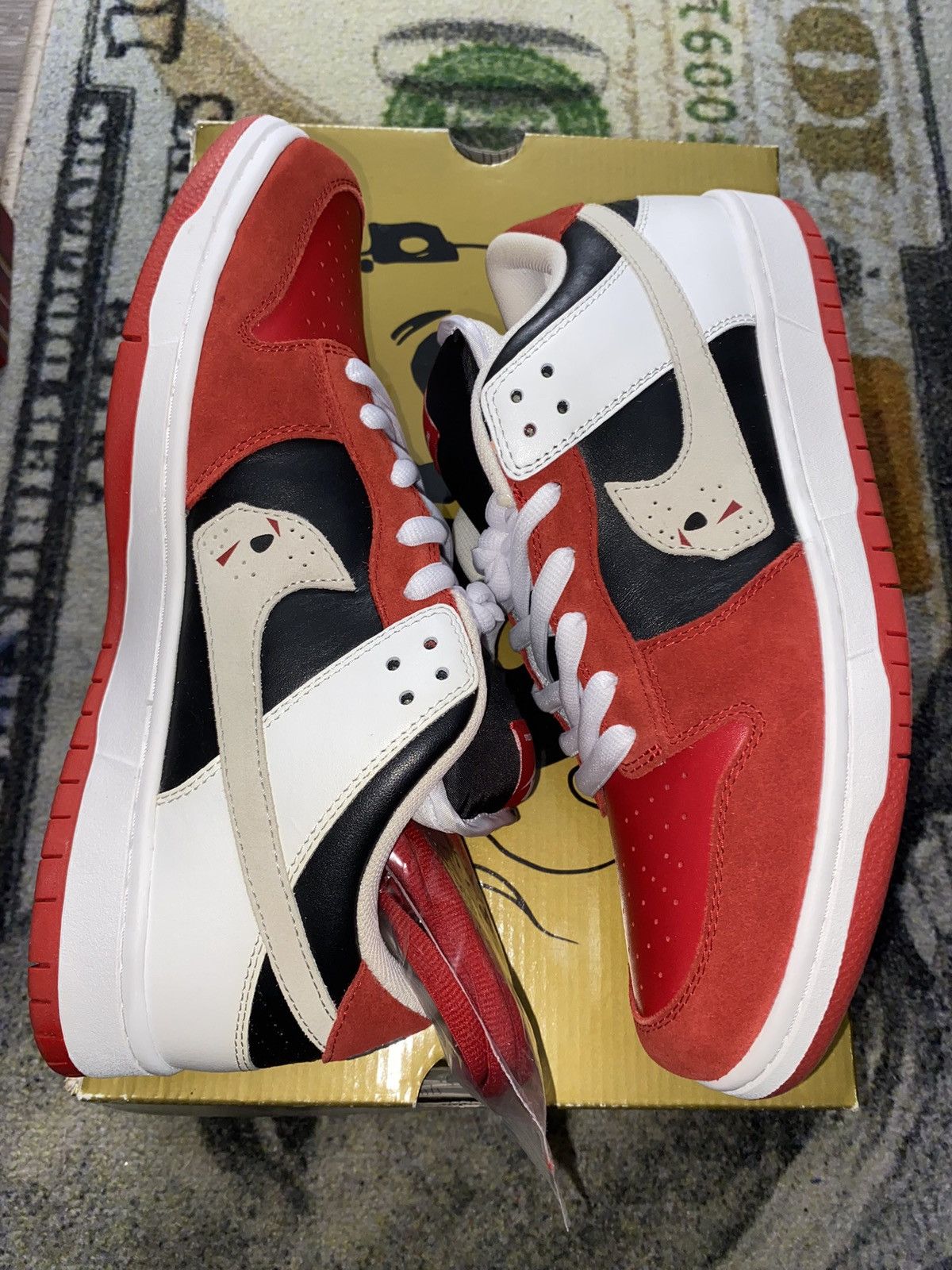 Warren Lotas Warren Lotus Jason Voorhees Dunk Sneakers Size US 9.5 / EU 42-43 - 2 Thumbnail