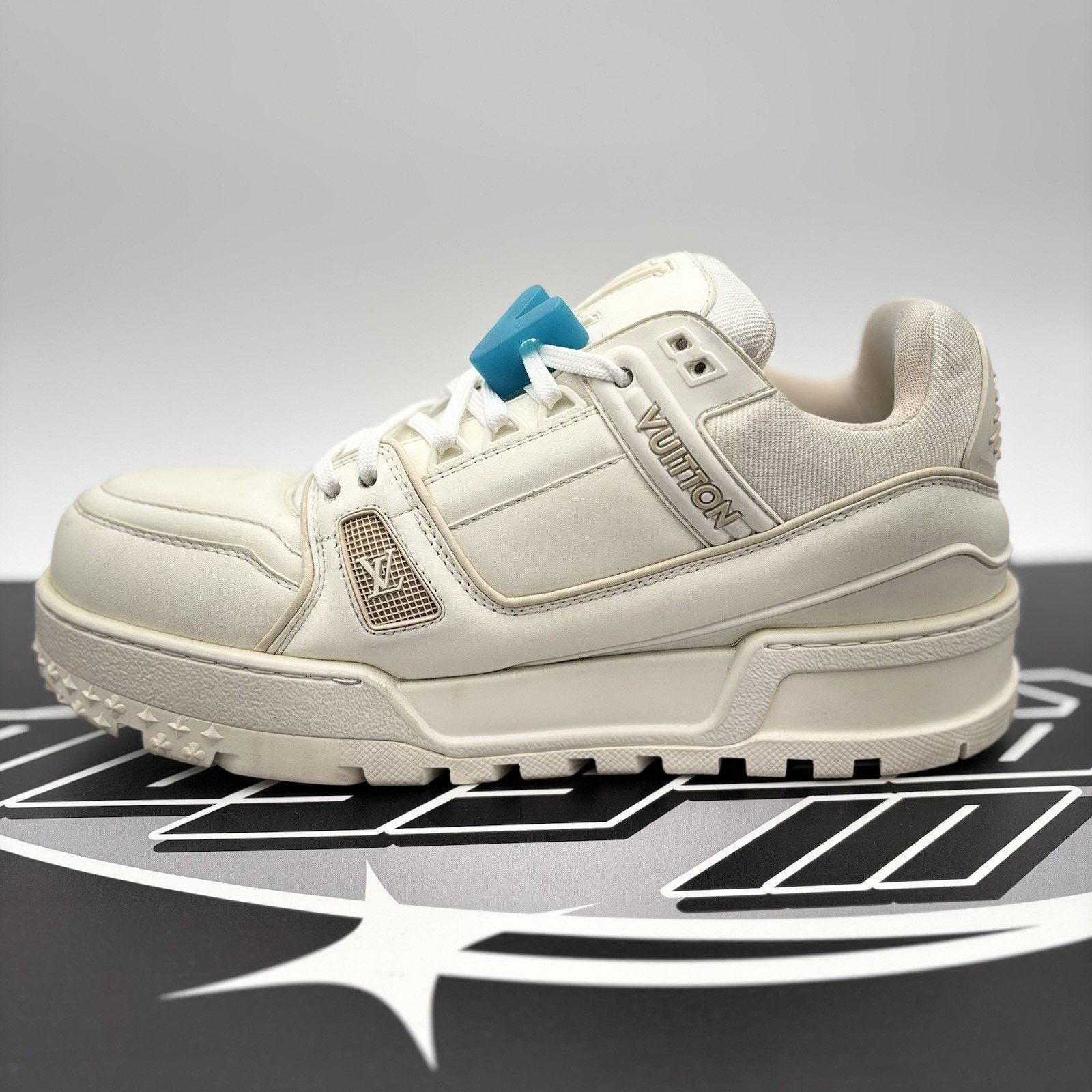 Louis Vuitton Louis Vuitton Maxi Trainer ' White ' | GREAT CONDITION! Size US 9.5 / EU 42-43 - 5 Thumbnail