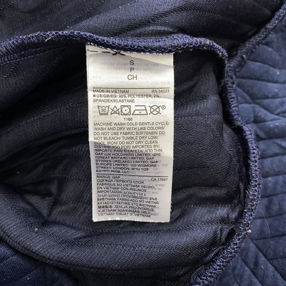 Gap Vintage GAPFIT Navy Quilted Plain Hoodie Sweatshirt Size US S / EU 44-46 / 1 - 7 Thumbnail