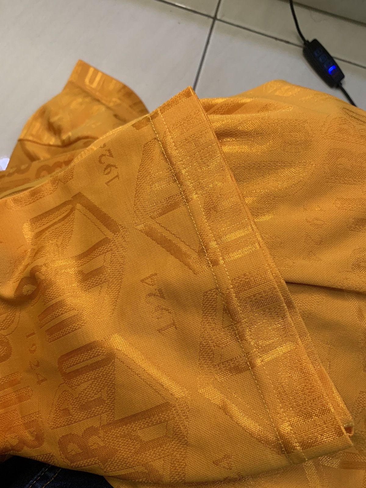 Umbro × Vintage Vintage Umbro Orange Jersey with Retro Design (1924 pattern) Size US L / EU 52-54 / 3 - 8 Thumbnail
