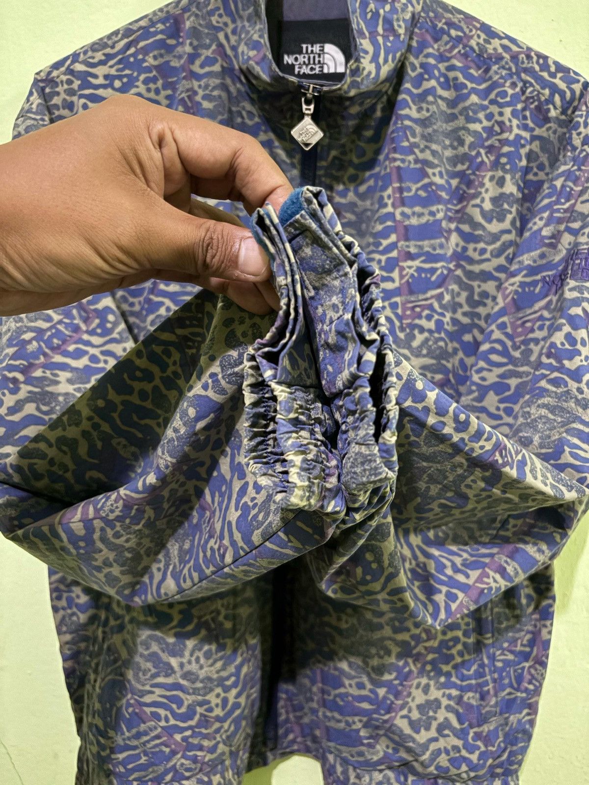 The North Face The North Face Light Jacket Abstract Art Design Size US M / EU 48-50 / 2 - 10 Thumbnail