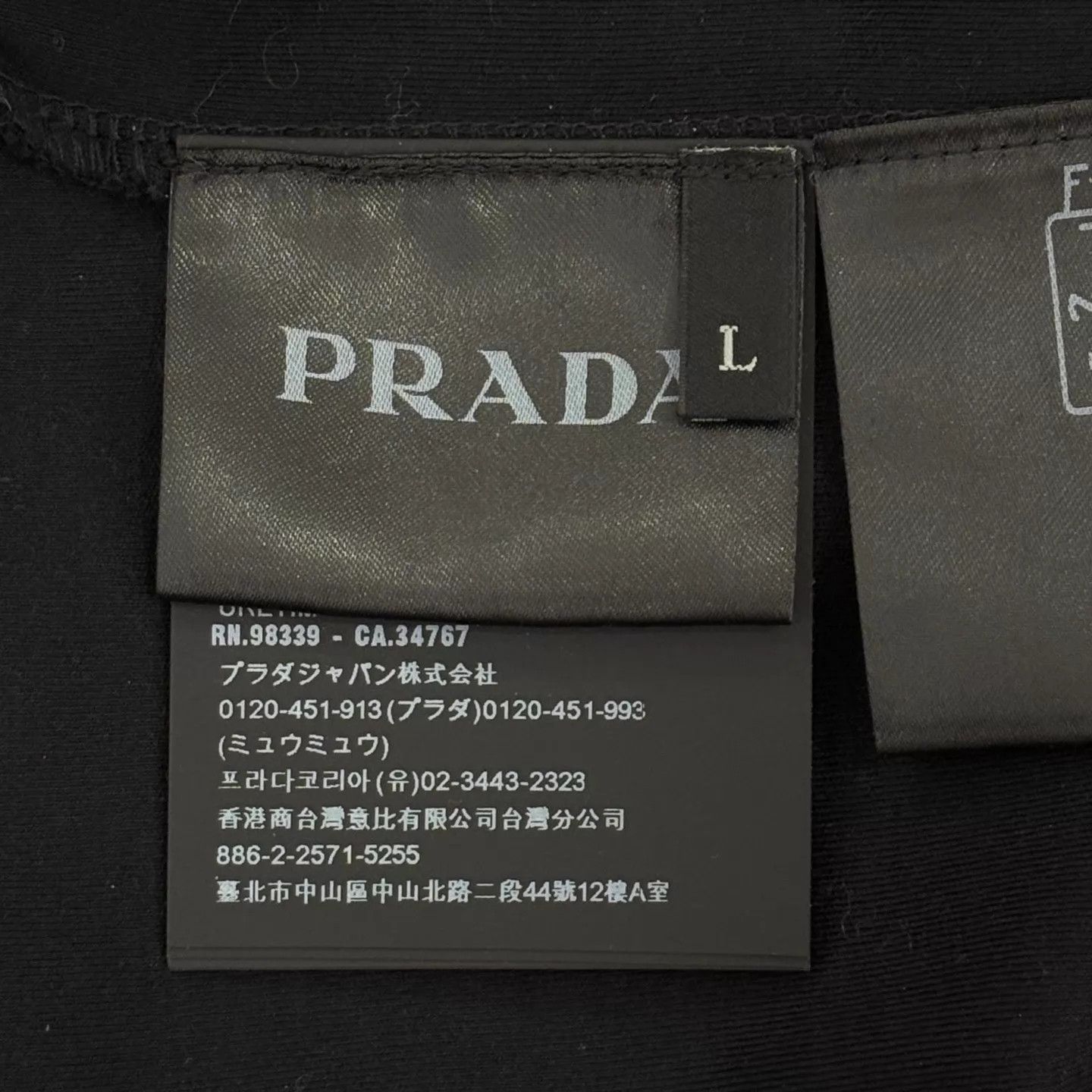 Prada PRADA Triangle Logo Long Sleeve T-Shirt Size L New Size US L / EU 52-54 / 3 - 4 Thumbnail