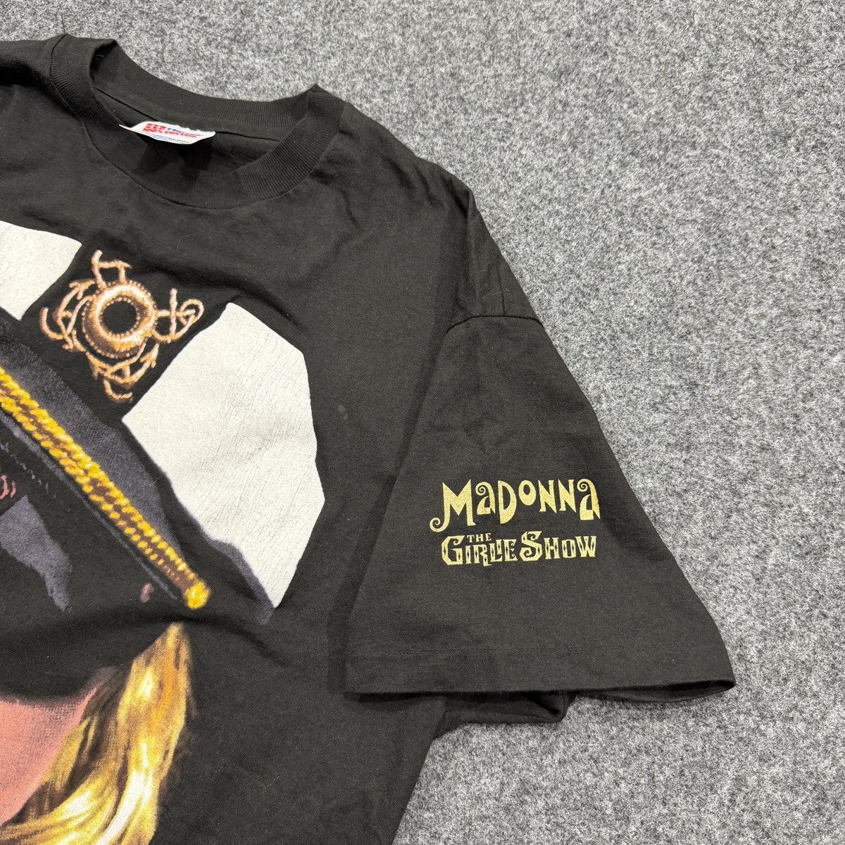 Hanes 1993 MADONNA GIRLIE SHOW BACKSTAGPASS RARE Size US XL / EU 56 / 4 - 6 Thumbnail
