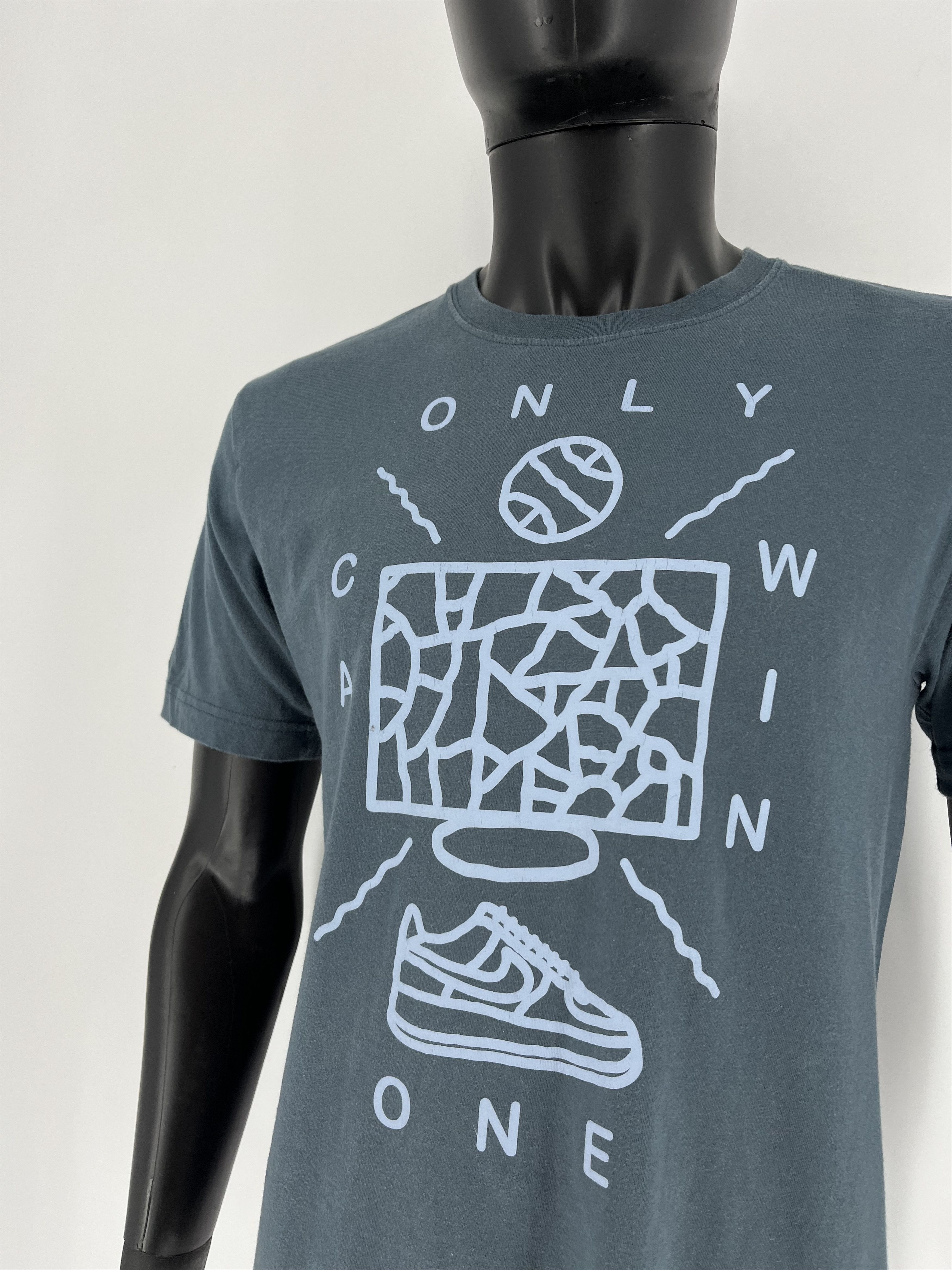 Nike Vintage Y2K Nike T-Shirt Streetwear Size US M / EU 48-50 / 2 - 7 Thumbnail
