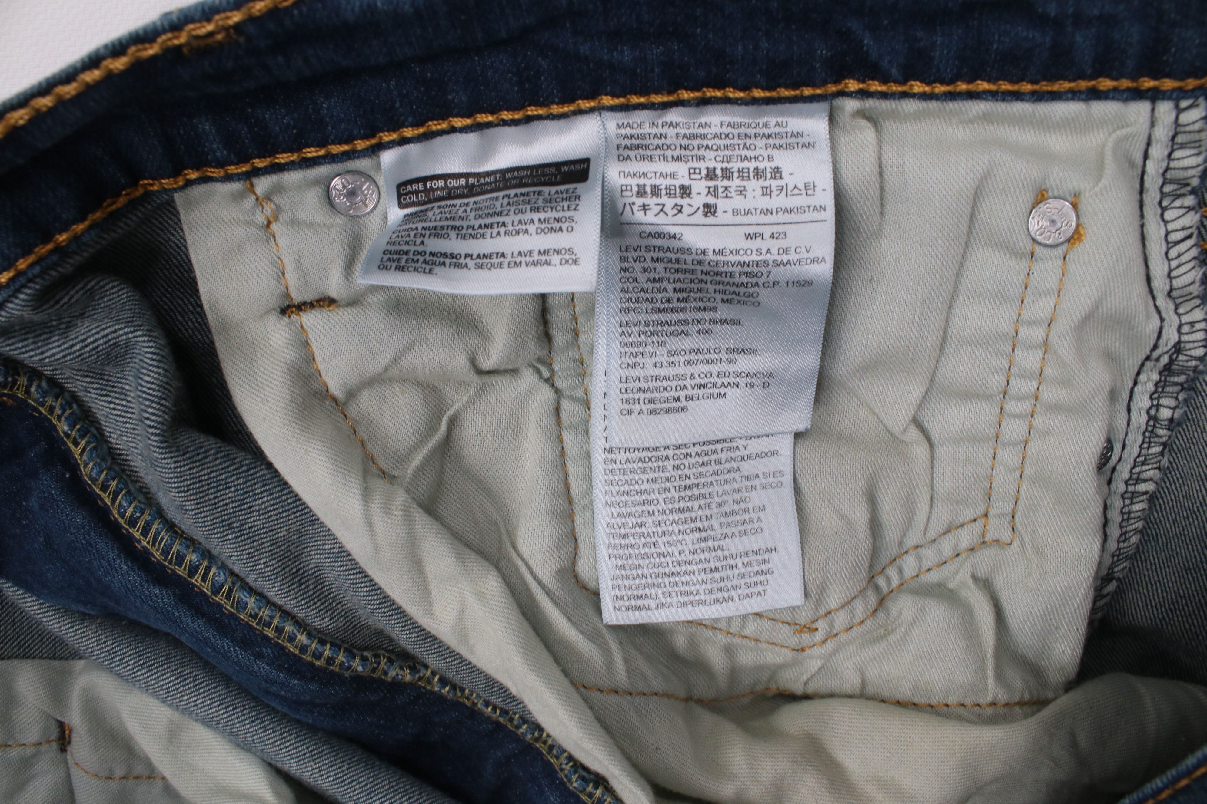 Levi's Vintage Y2K Levis 559 Straight Wide Leg Denim Jeans Blue Size US 32 / EU 48 - 7 Thumbnail