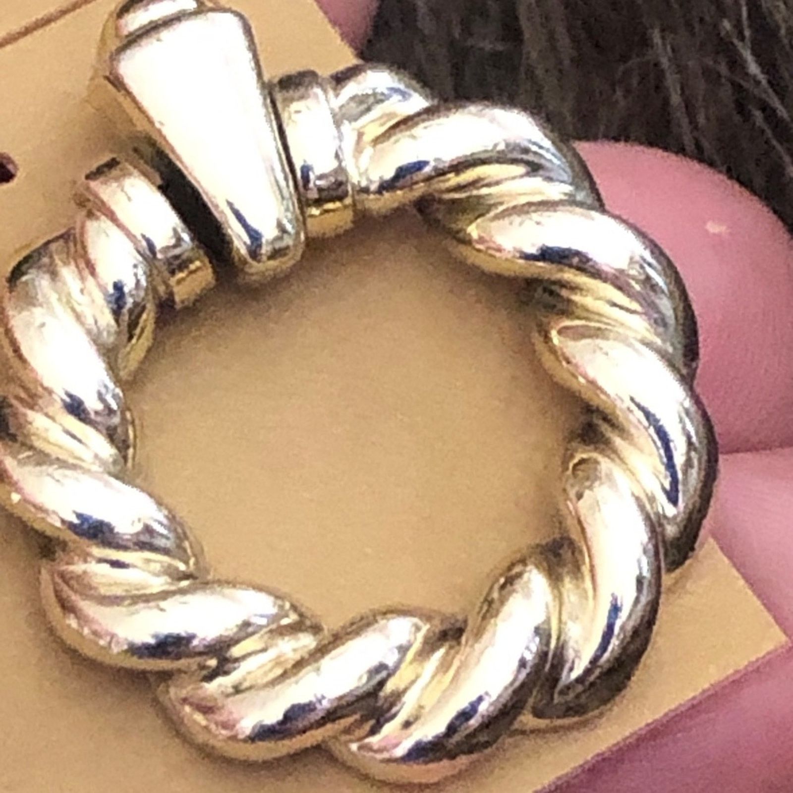 Vintage Vintage gold tone wreath style pierced earrings Size ONE SIZE - 5 Thumbnail