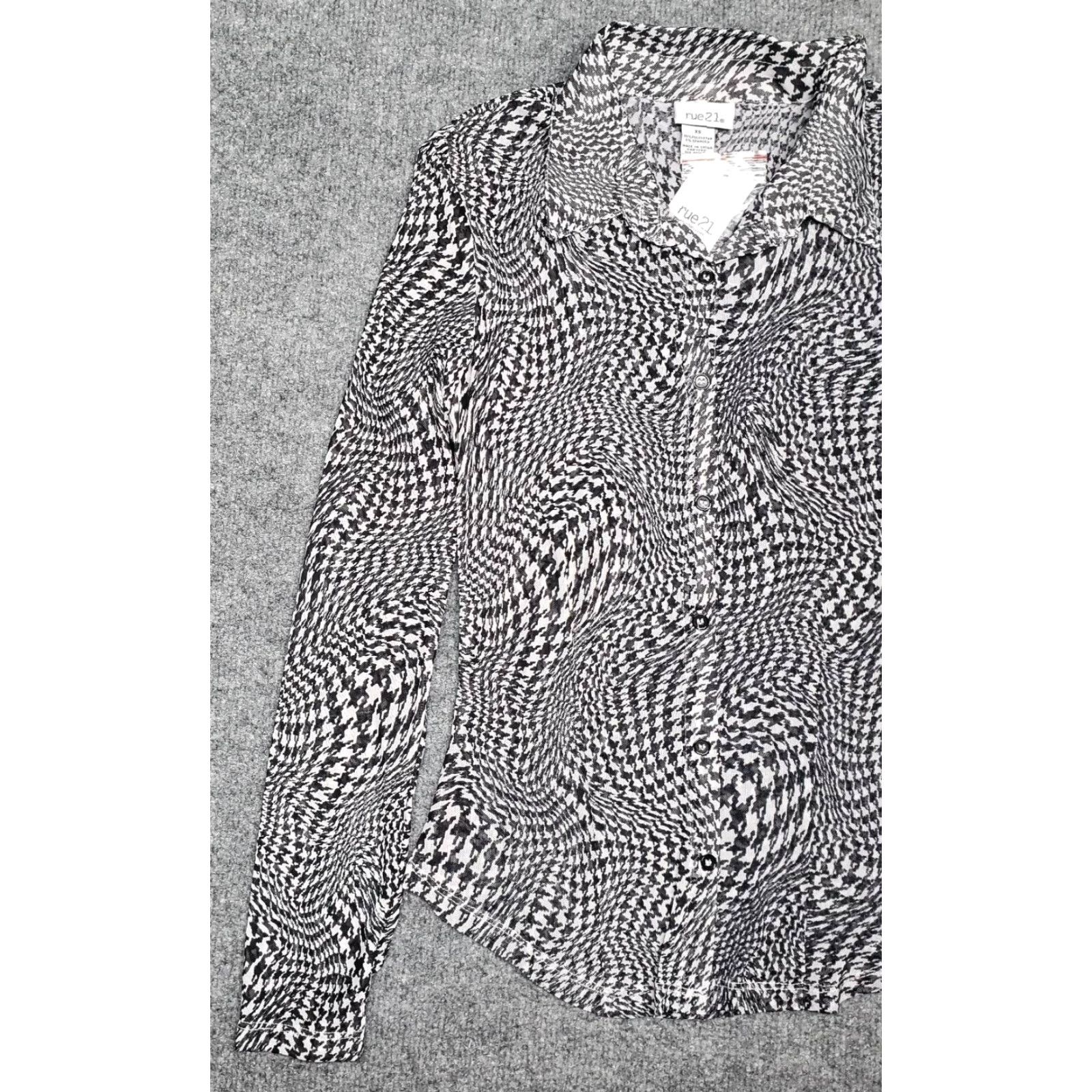Vintage Rue21 Shirt Womens XS Black Houndstooth Long Sleeve Button Up Collar Stretch New Size XS / US 0-2 / IT 36-38 - 4 Thumbnail