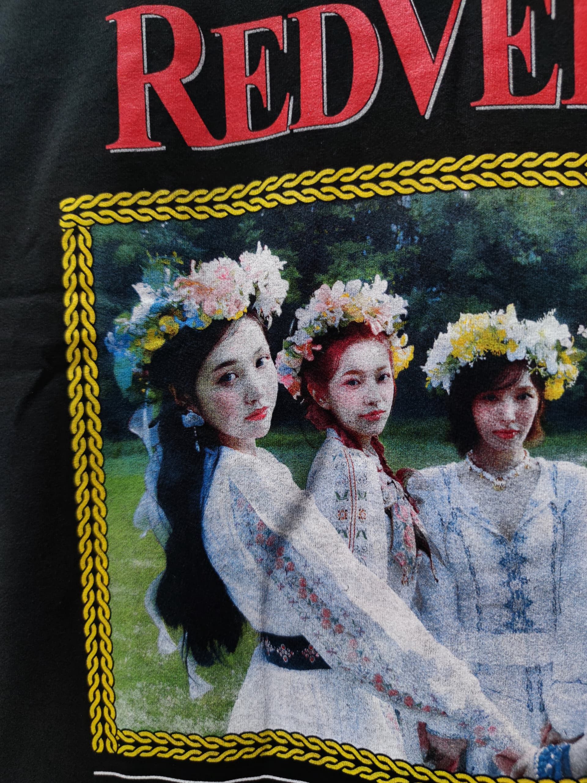 Rap Tees Red Velvet "Red Sommar" T-shirt Size US XL / EU 56 / 4 - 3 Thumbnail