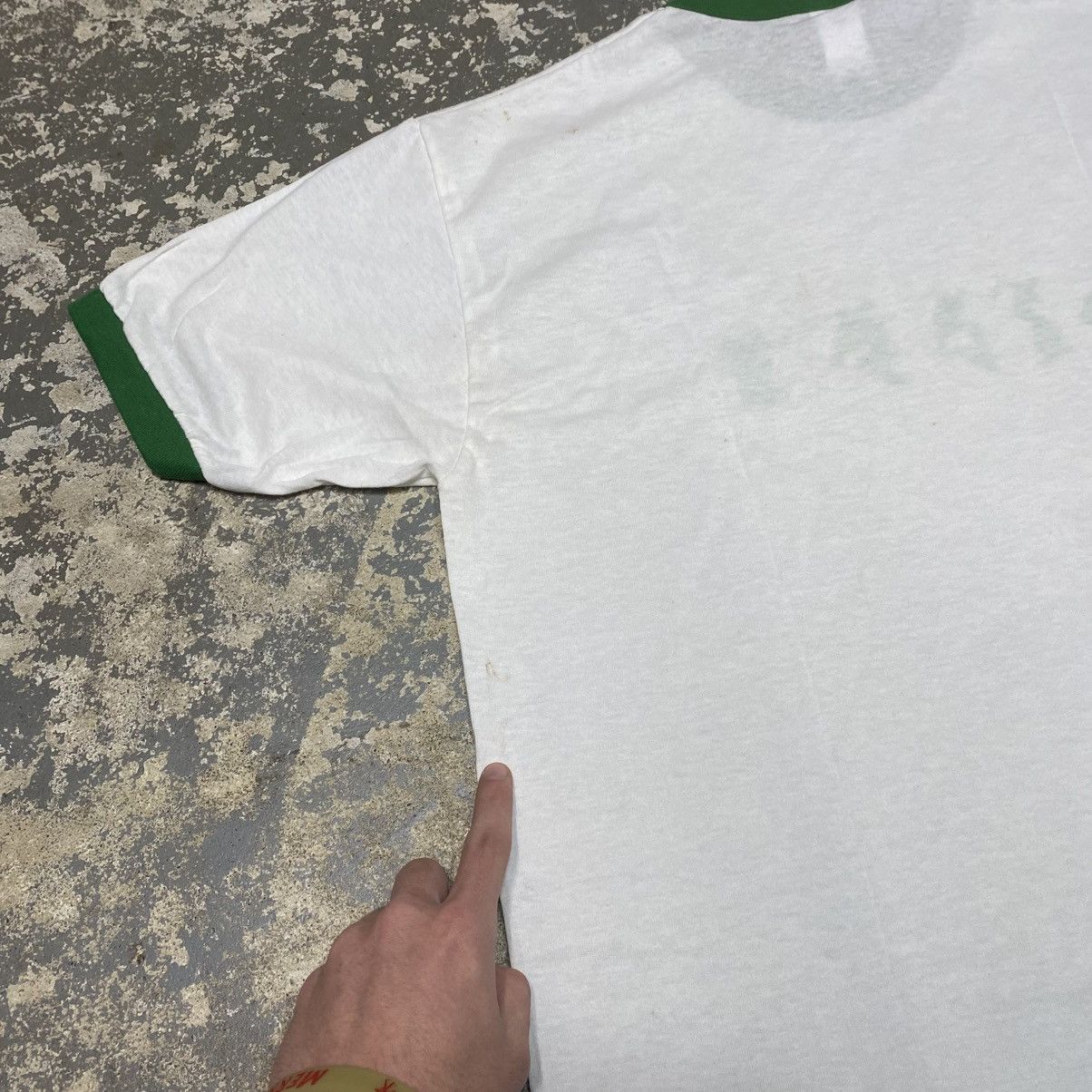 Vintage Vintage Skate KickFlip Green Ringer Tshirt Urban Outfitter Size US L / EU 52-54 / 3 - 11 Thumbnail