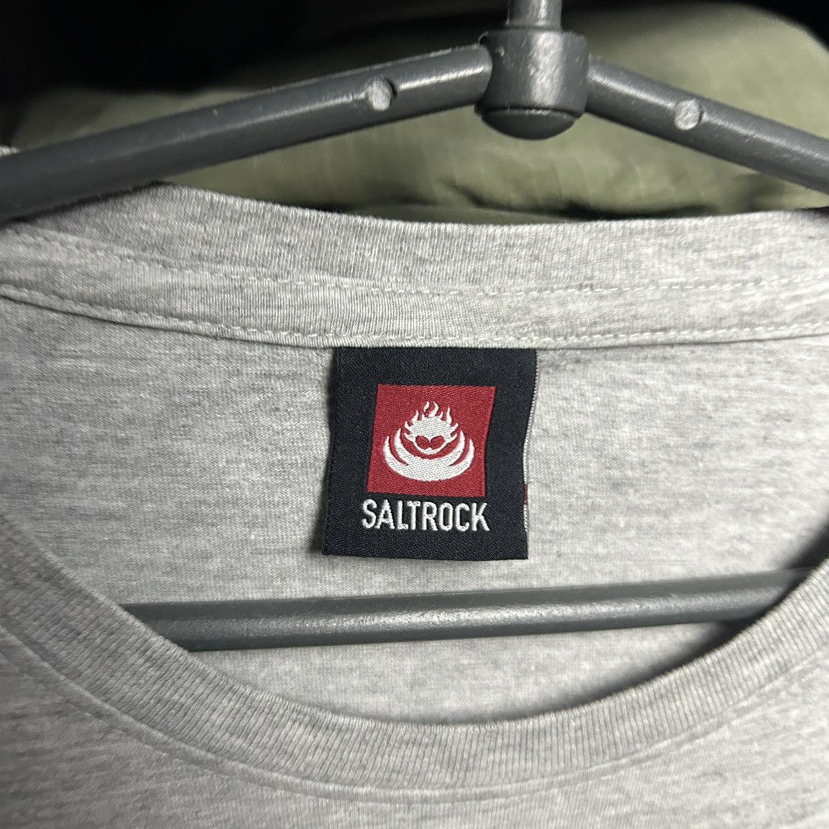 Other Designer Saltrock Big Logo streetwear y2k tee size M Size US M / EU 48-50 / 2 - 4 Thumbnail