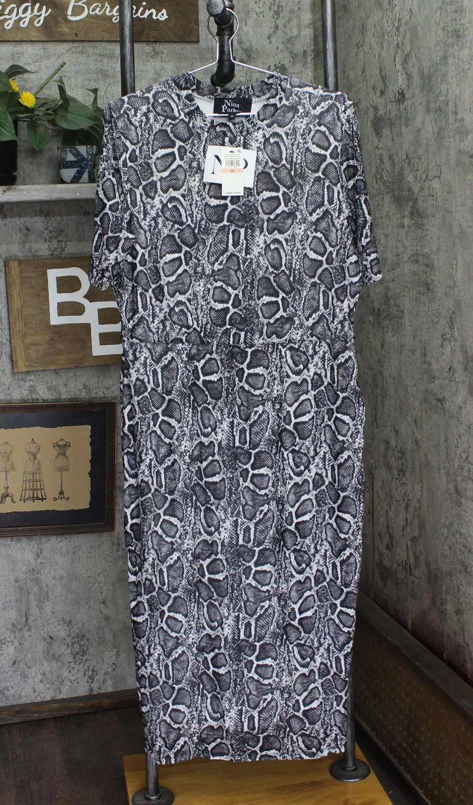 sucrefas christmas dress Womens Santa Dress Fit & Flare Black Size Small Sucrefas Christmas Holiday  Dress