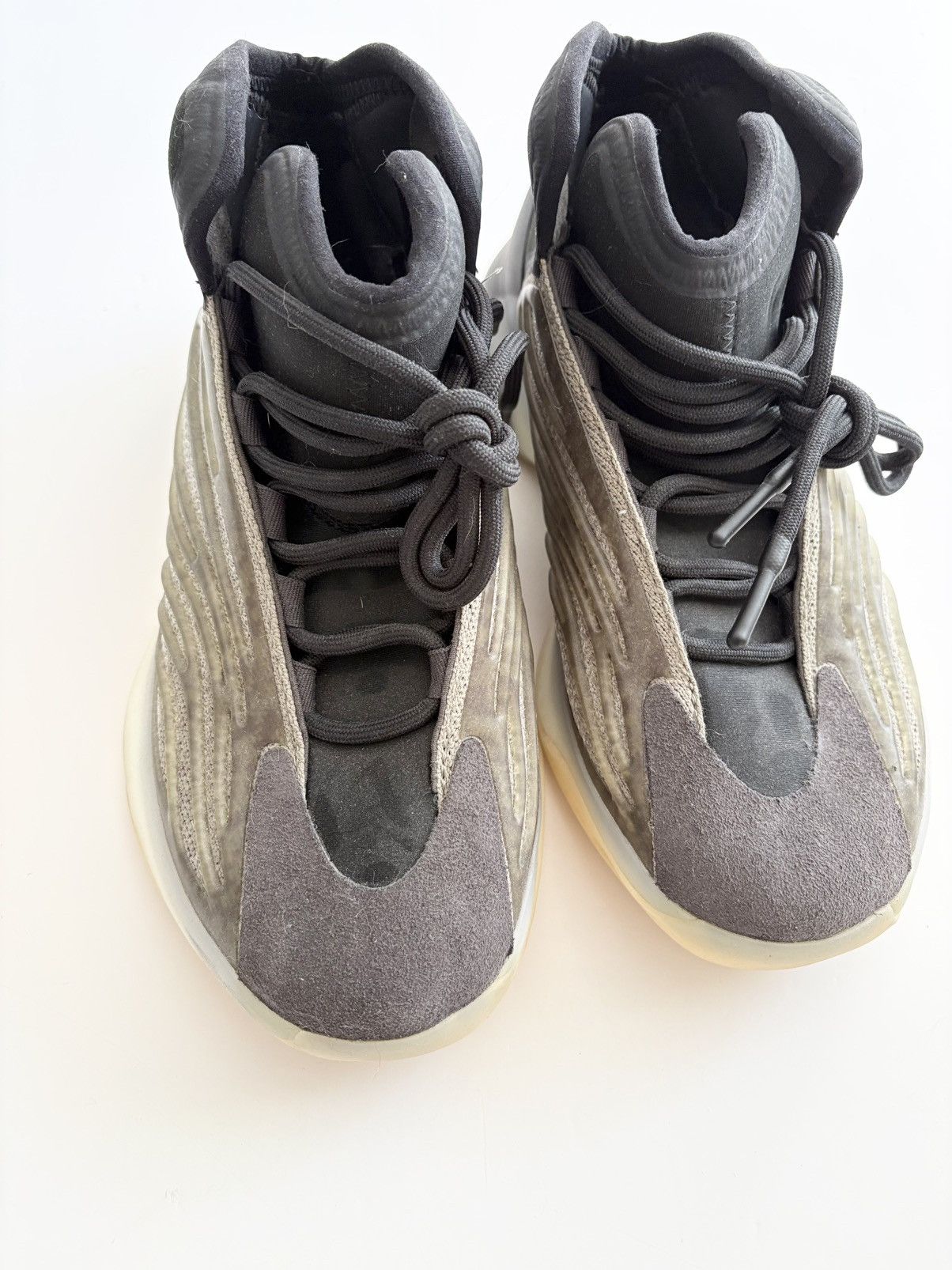 Yeezy Yeezy Quantum in Barium Size US 8 / EU 41 - 7 Thumbnail