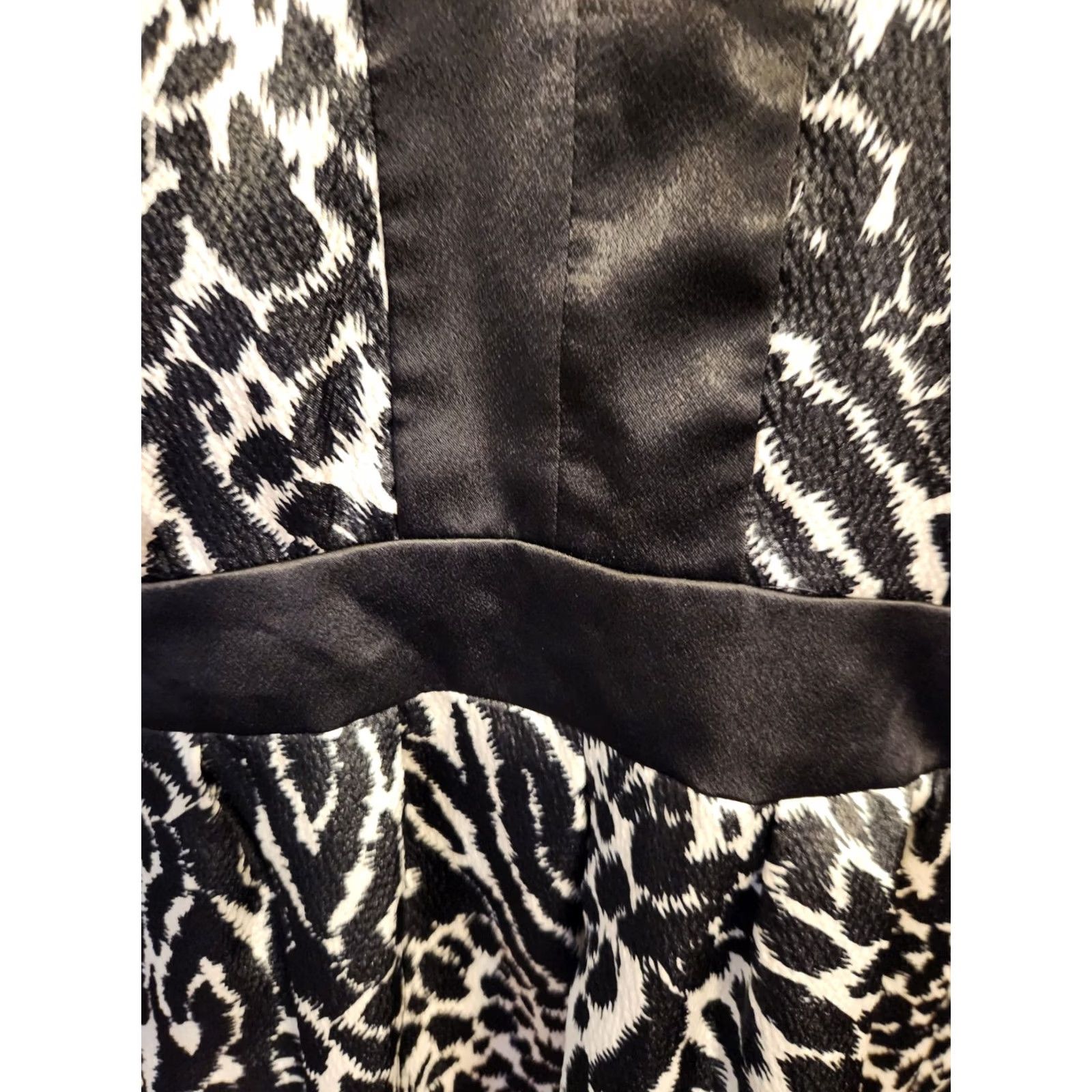 Kasper Kasper Woman Blouse Zebra Animal Print Textured Top 22W Multicolor V-Neck 3/4 Sleeve Casual Party/Cocktail Womens Size 3XL / US 20-22 - 2 Thumbnail