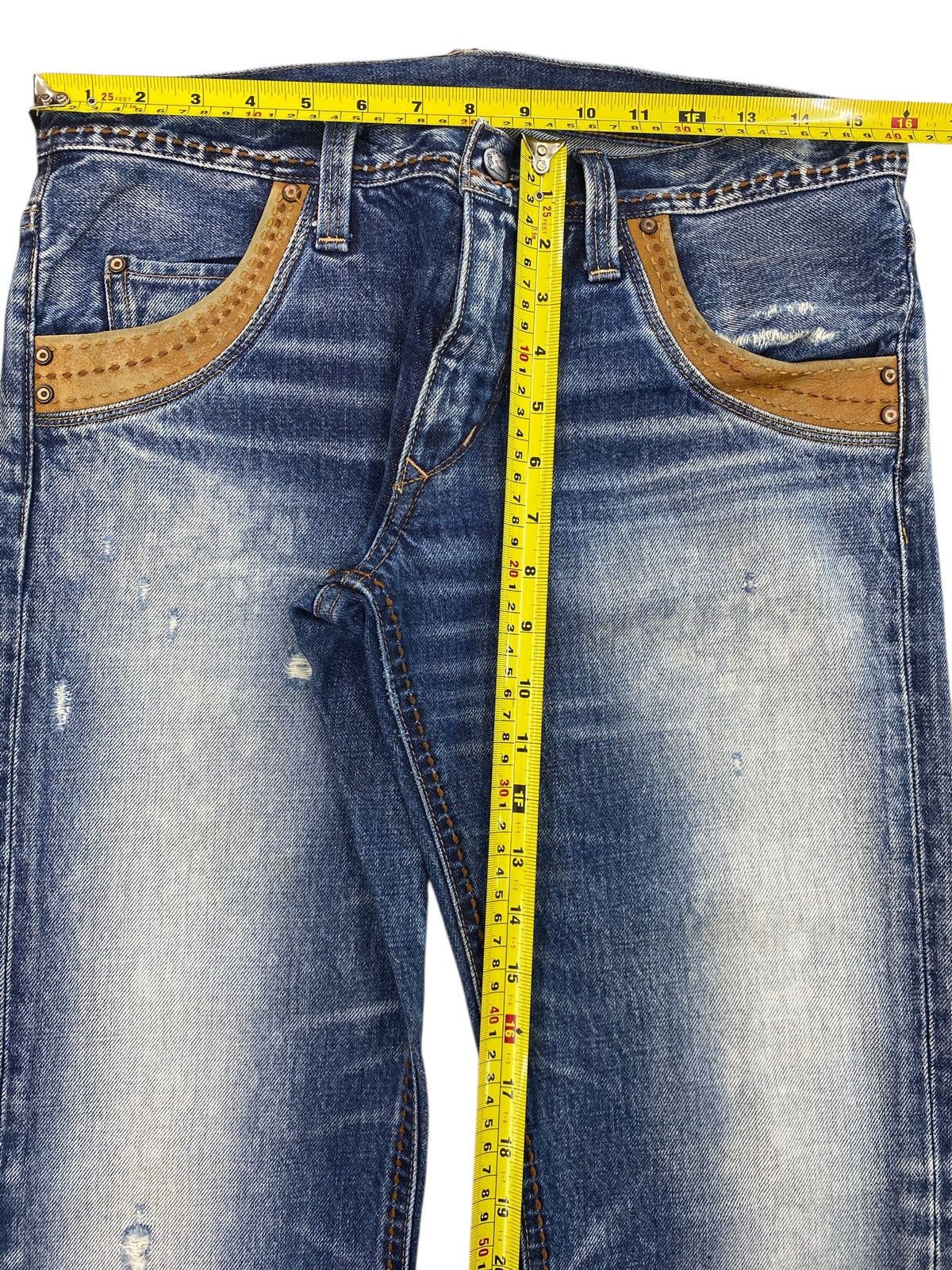 Japanese Brand Japanese Brand Light Wash Whiskered Style Straight Leg Jeans Size US 32 / EU 48 - 6 Thumbnail