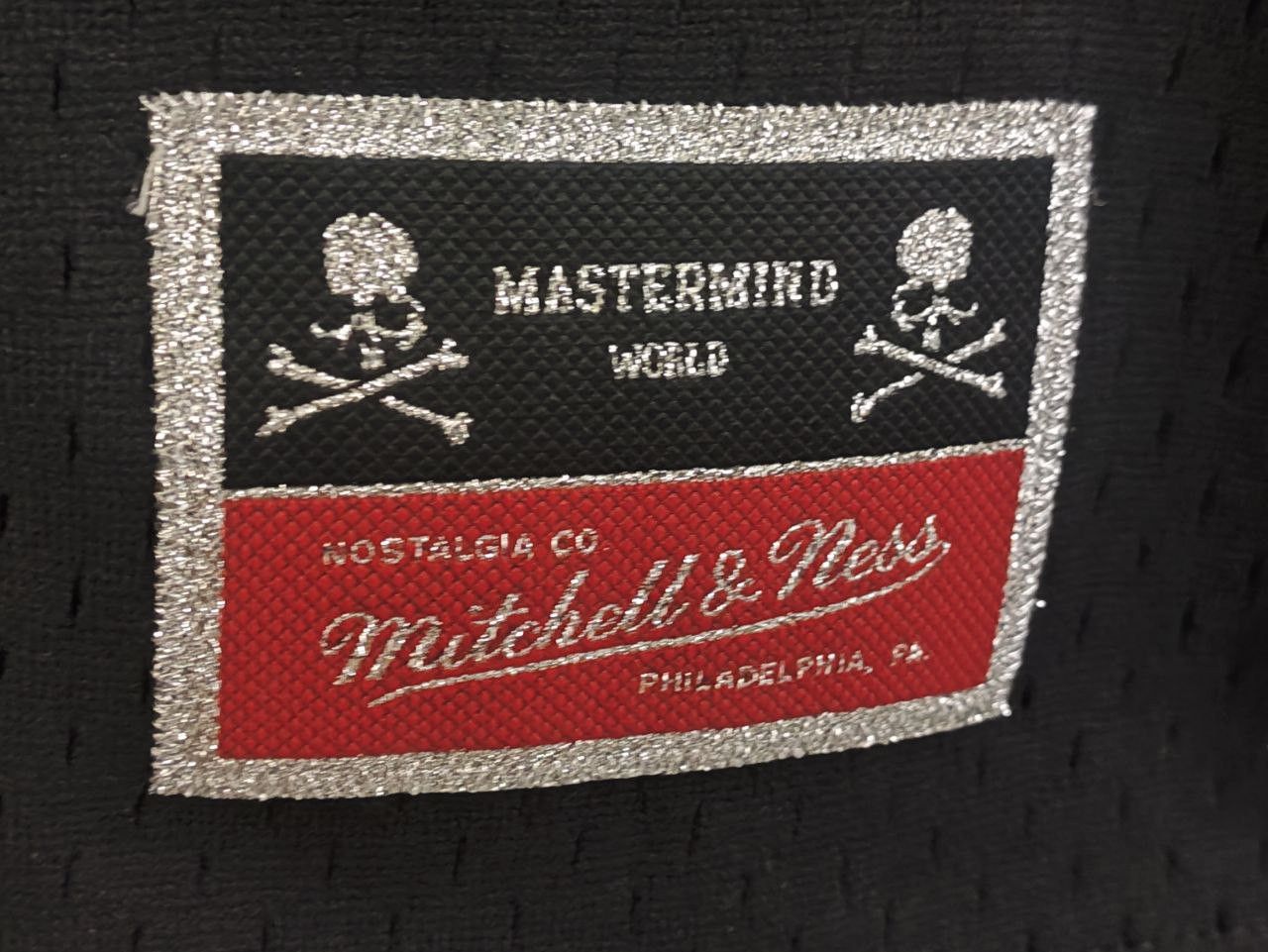 Mastermind World × Mitchell & Ness Mitchell Ness x Mastermind World Mesh Tee Size US XL / EU 56 / 4 - 7 Thumbnail