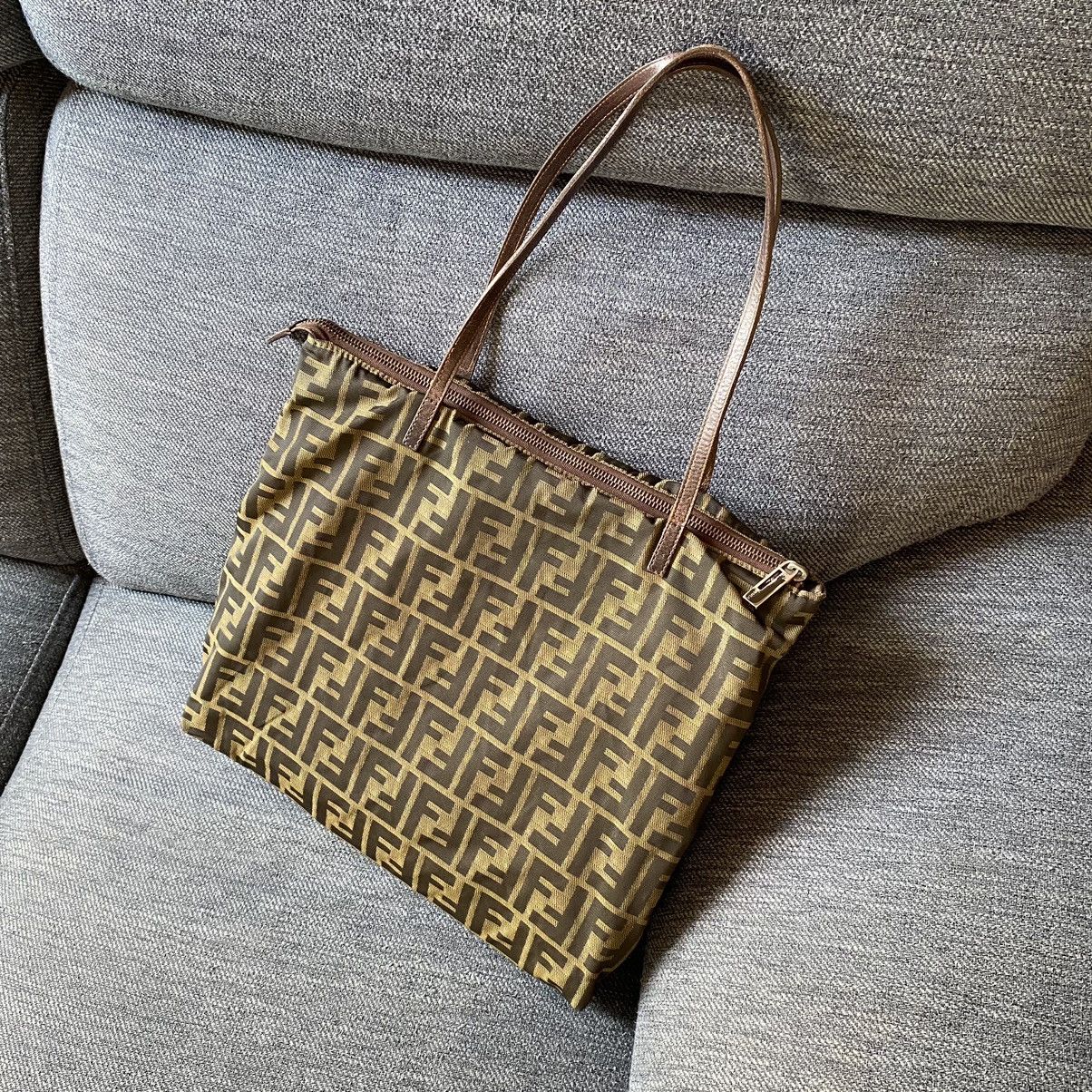 Fendi FENDI Zucca Monogram Tote. Size ONE SIZE - 2 Thumbnail