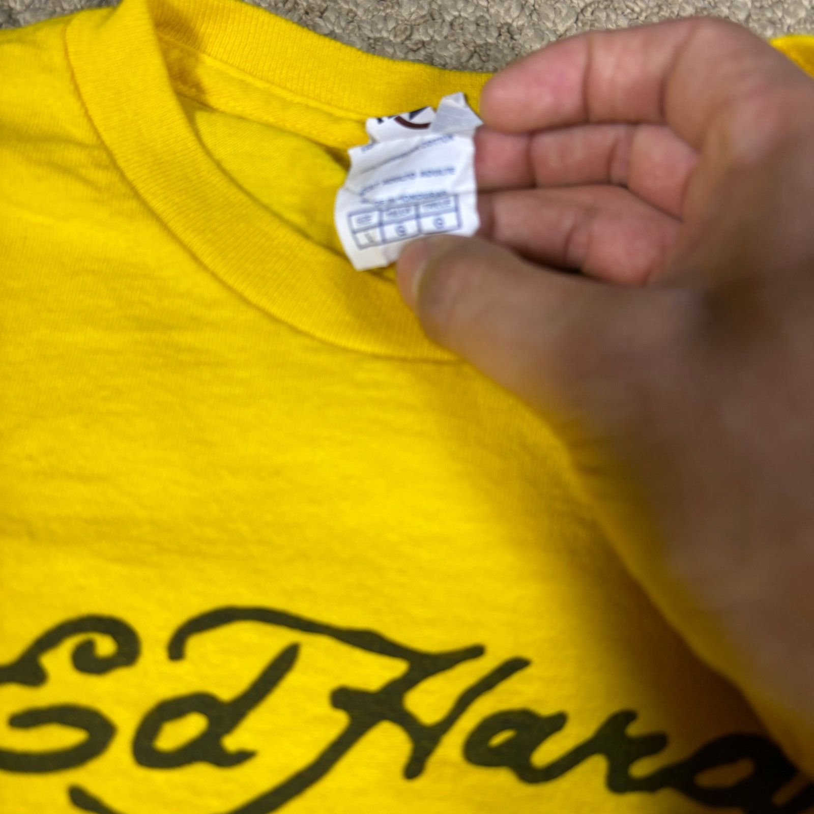 Christian Audigier y2k 2000s style Ed Hardy Christian Audigier yellow tshirt L Size US L / EU 52-54 / 3 - 5 Thumbnail