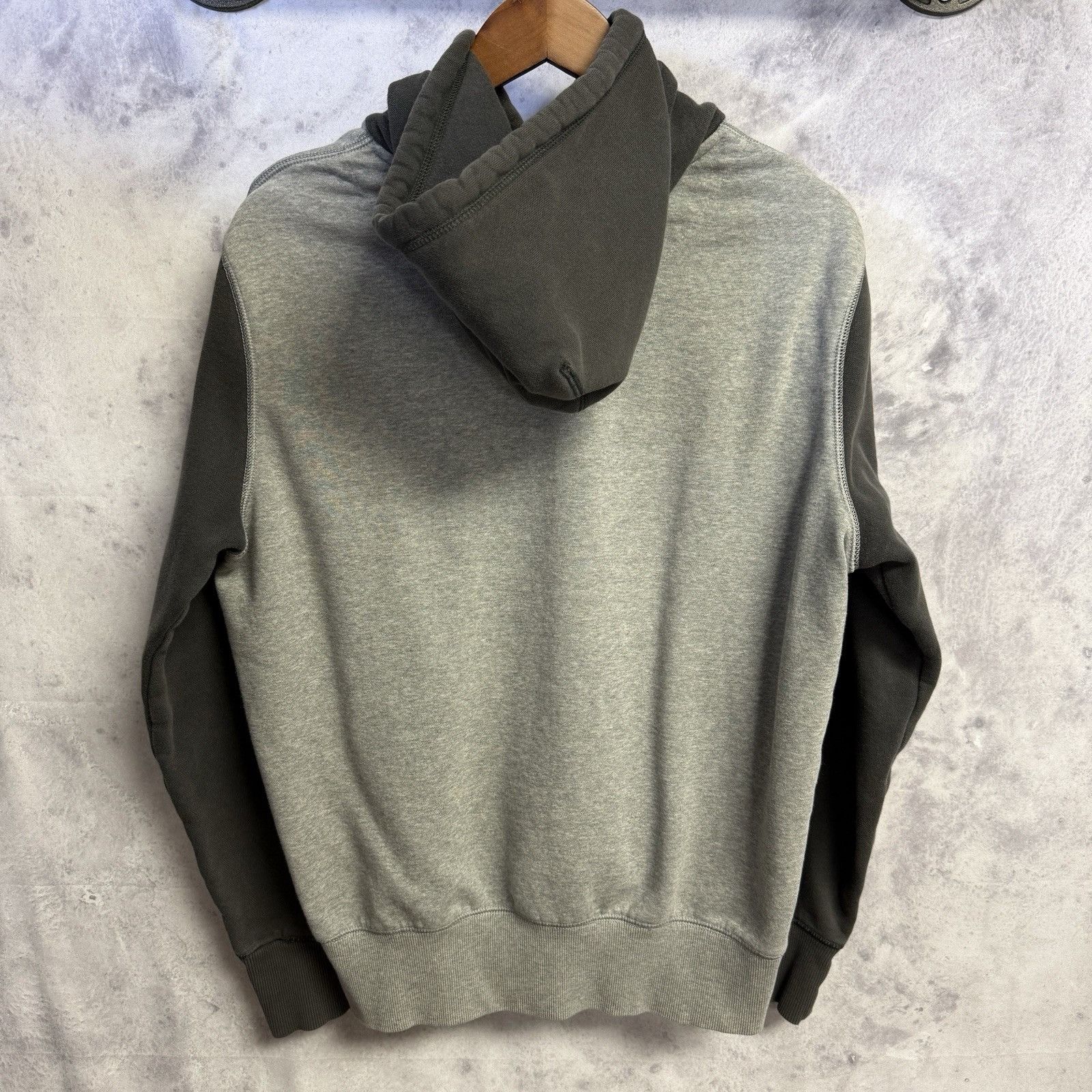 Nike University of Oregon Ducks Nike Center Swoosh Hoodie Sweatsh Size US M / EU 48-50 / 2 - 3 Thumbnail