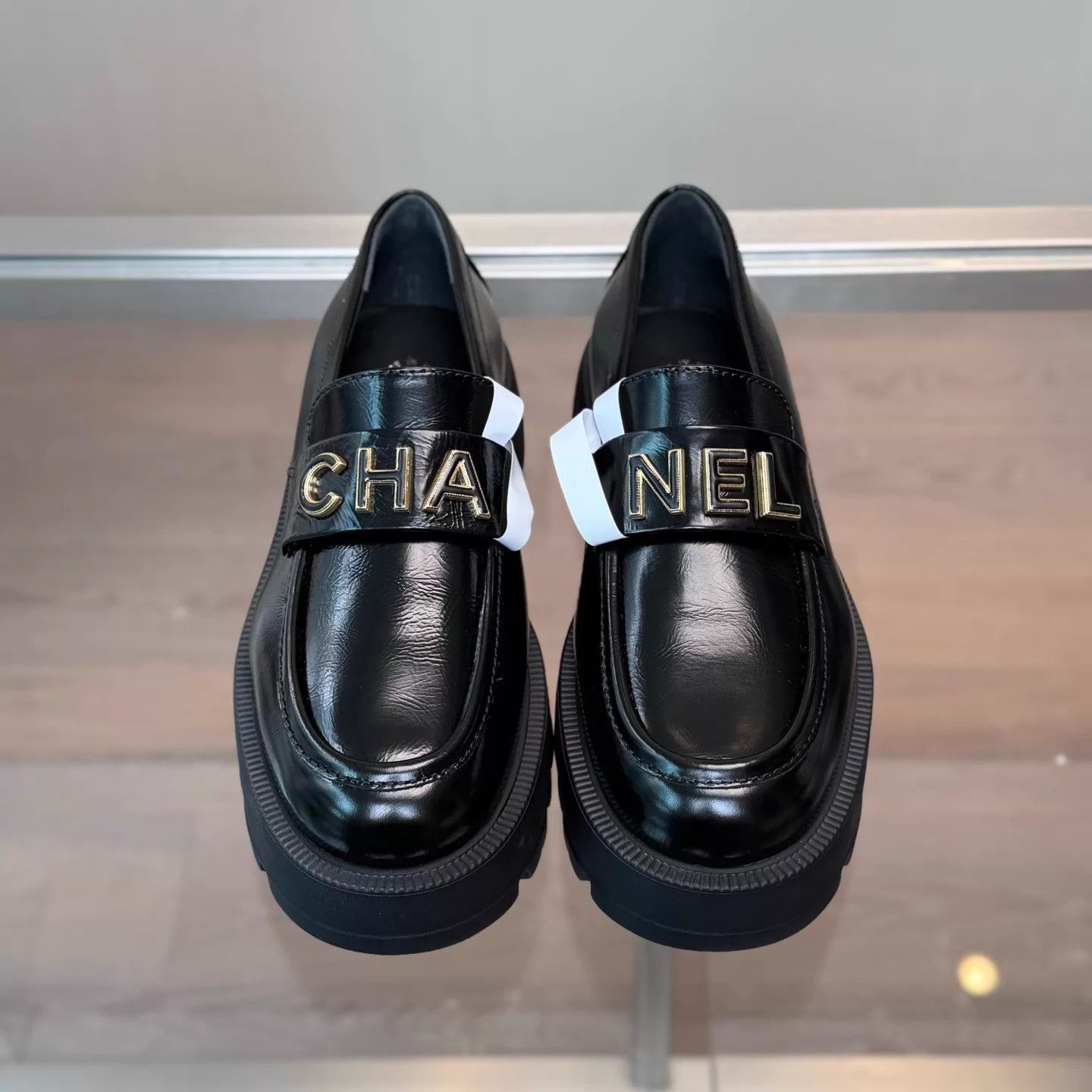 Chanel CHANEL 24B Logo Platform Loafer Women's 38.5 New With Box Size US 8 / IT 38 - 5 Thumbnail