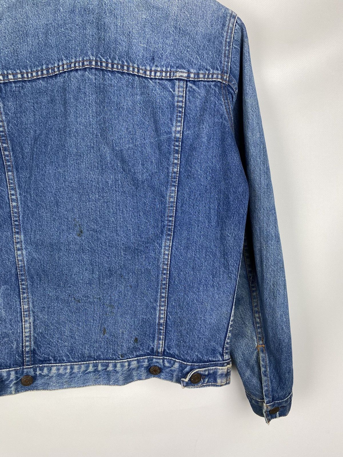 Levi's VTG 80s Levis Type 3 men’s denim trucker jacket size ~ M Size US M / EU 48-50 / 2 - 18 Thumbnail