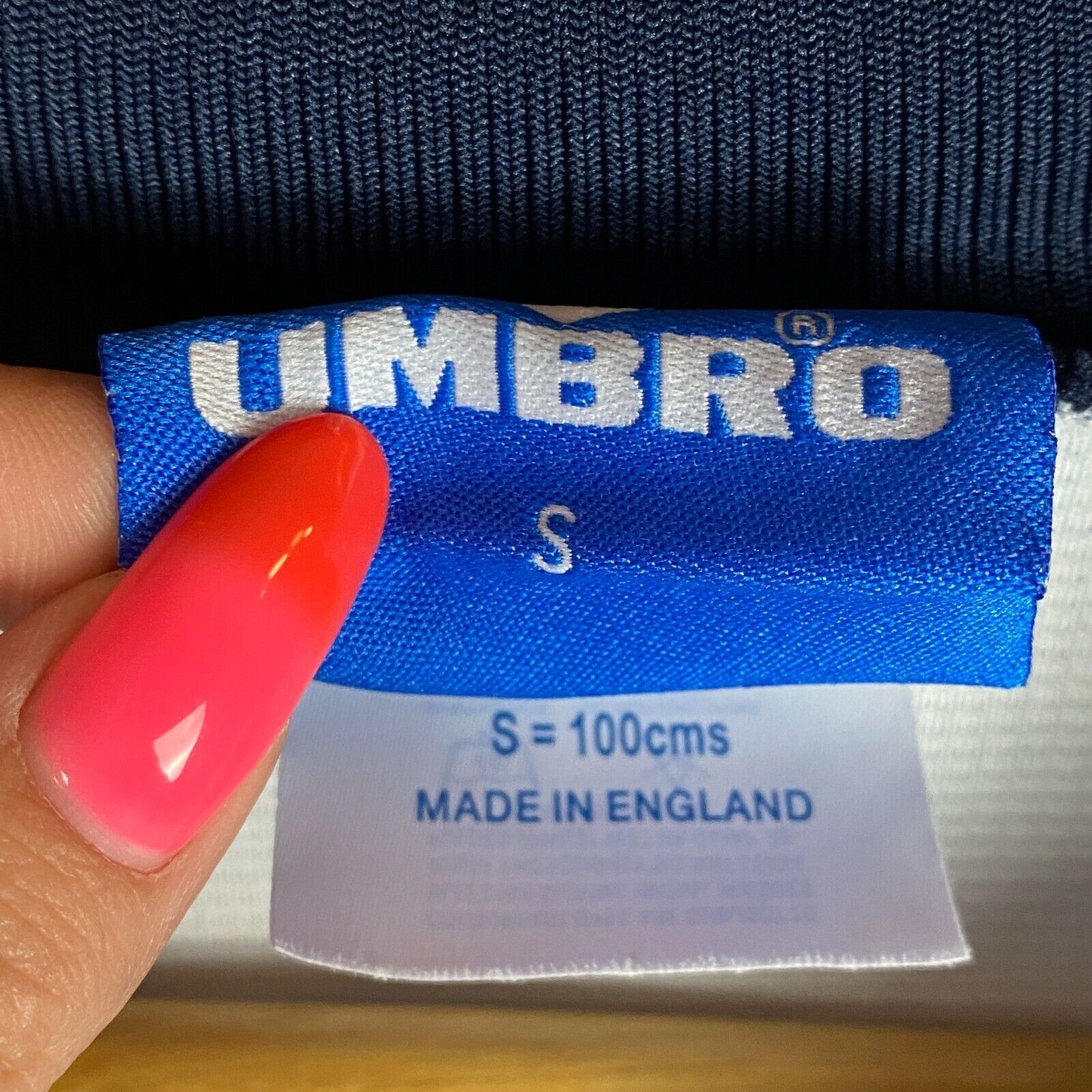 Umbro Umbro England Men's Vintage Soccer Jersey Size S Beckham ` Size US S / EU 44-46 / 1 - 7 Thumbnail