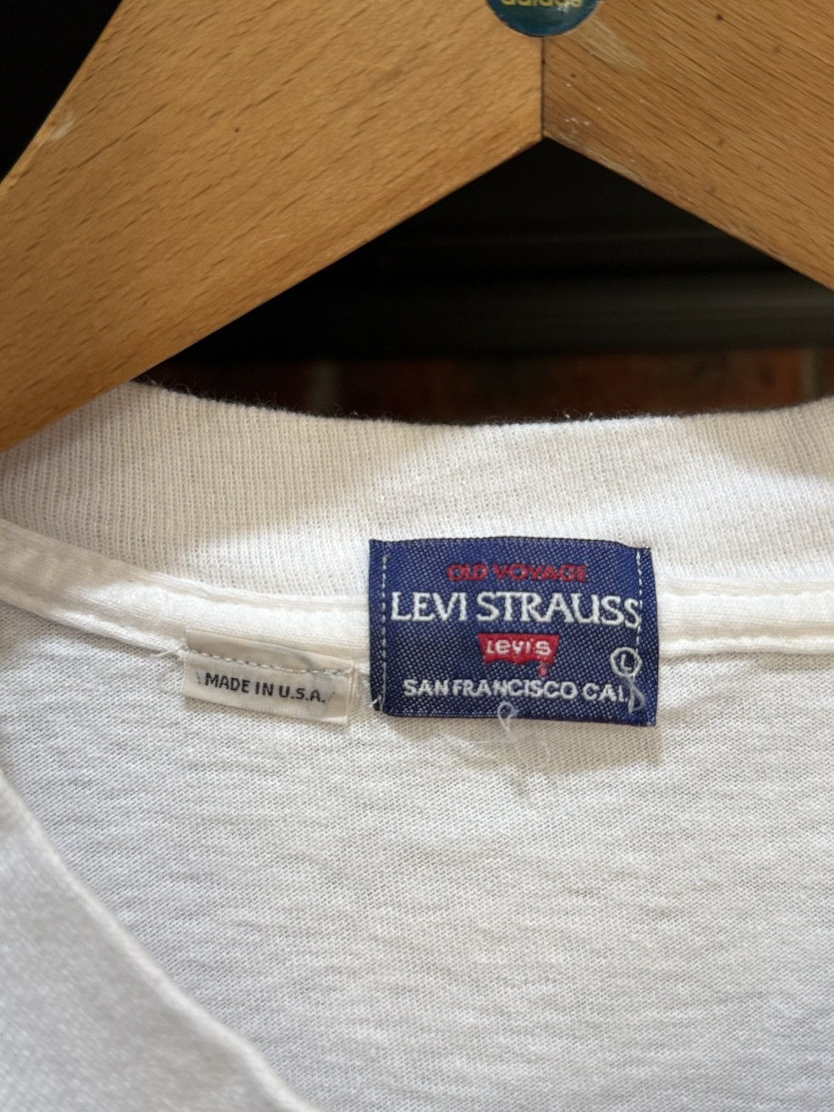 Levi's Vintage Clothing Vintage 90s Levis San Francisco Worldwide Graphic Tee Size US L / EU 52-54 / 3 - 5 Thumbnail